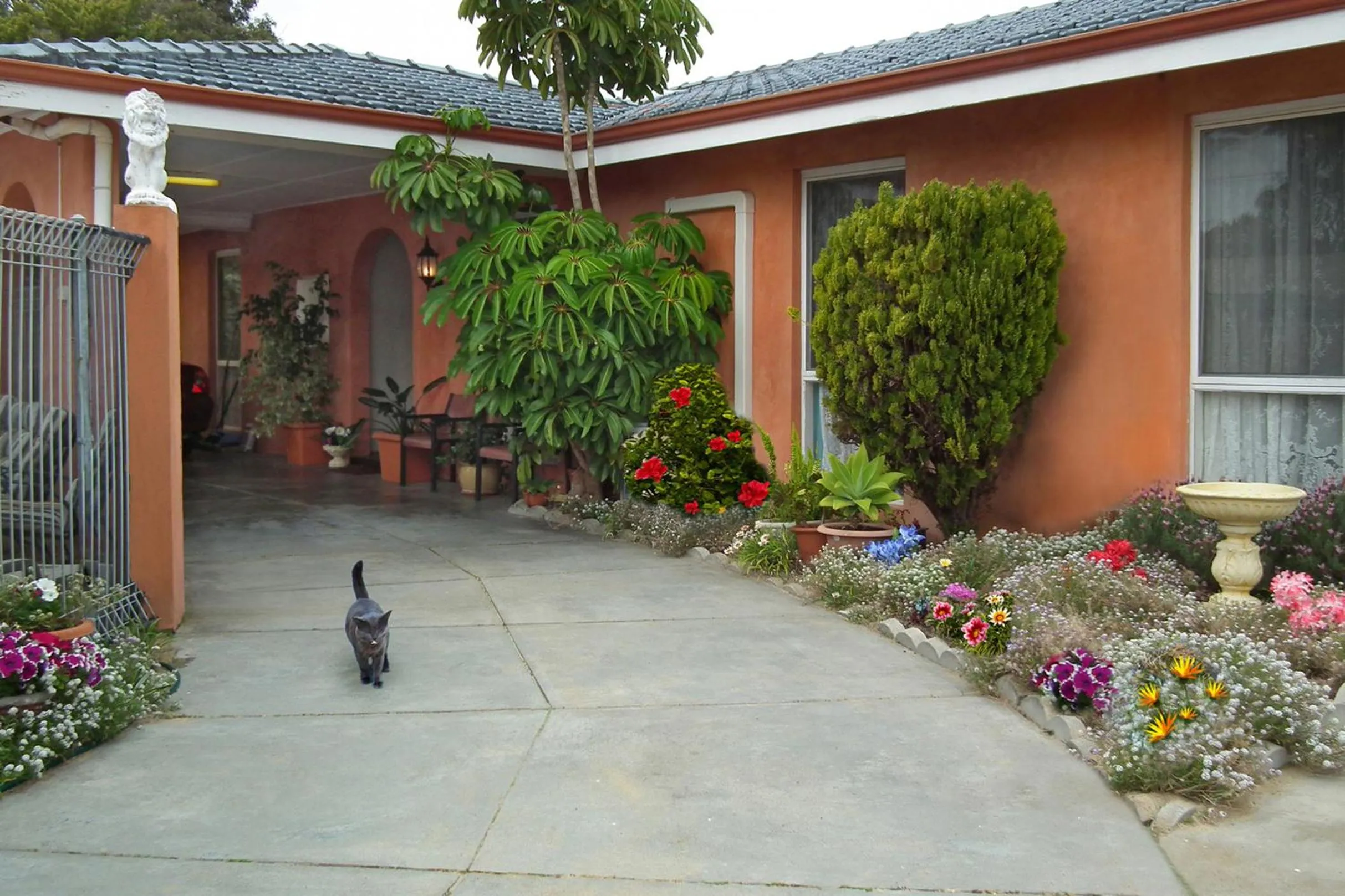 Facade/entrance in The Spanish Guesthouse, Private Rooms