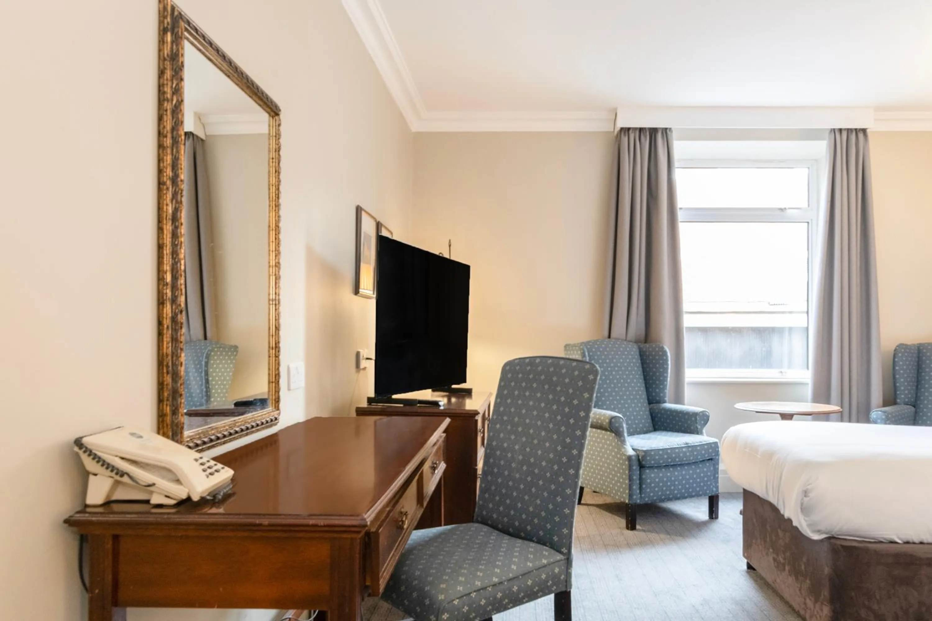 Bedroom in Winchester Wessex Hotel by Sunday