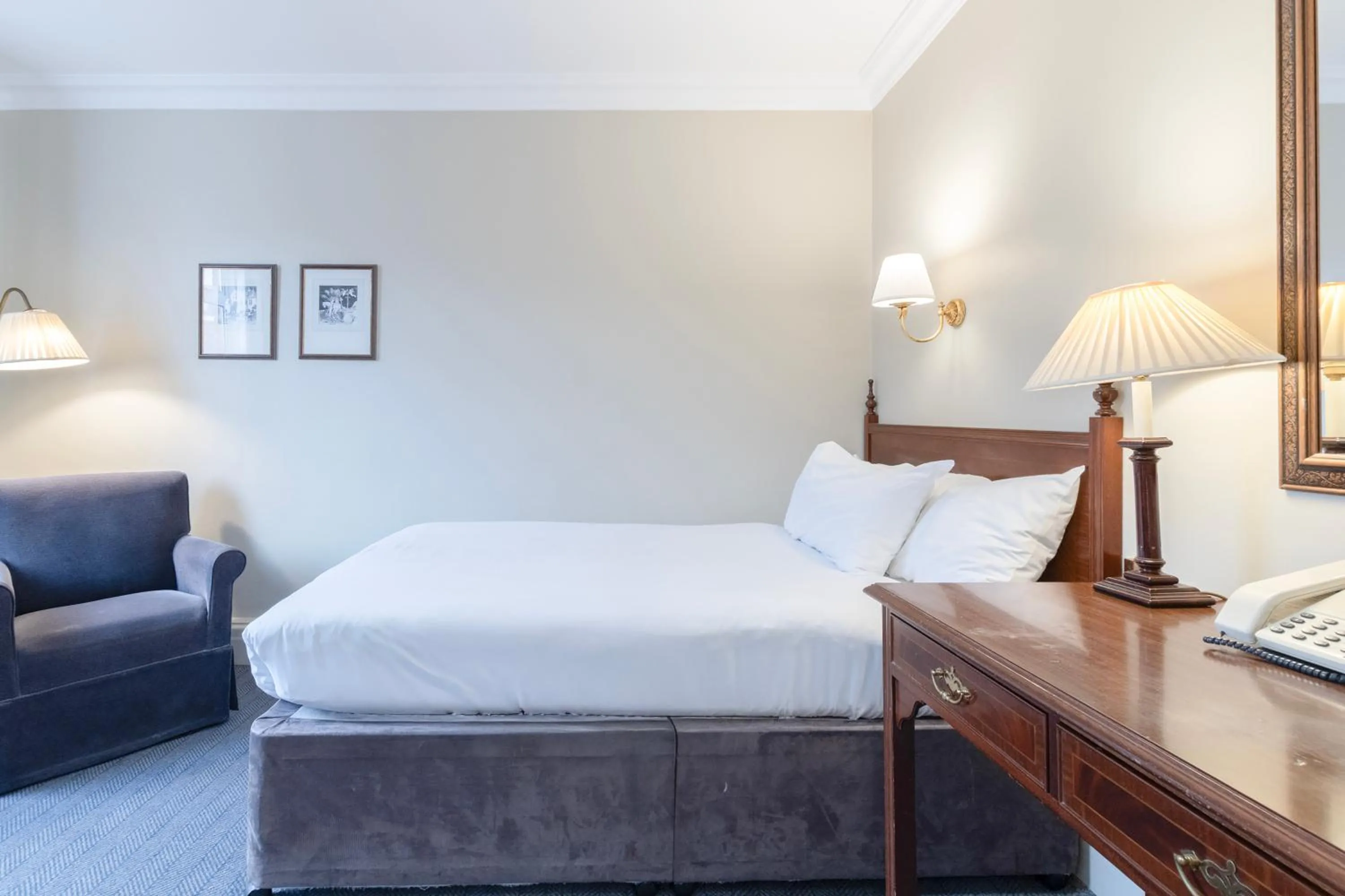 Bed in Winchester Wessex Hotel by Sunday