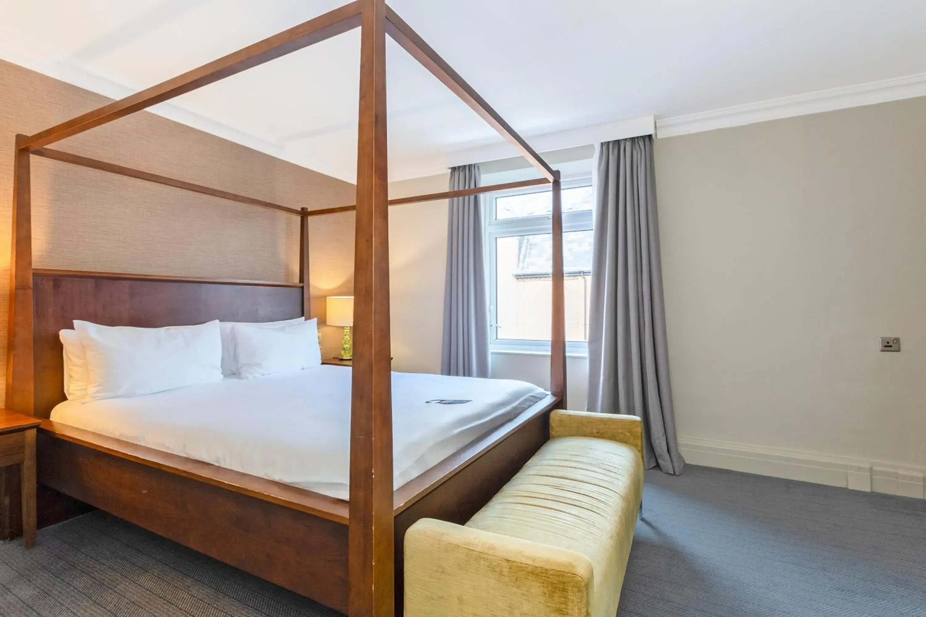 Bedroom, Bed in Winchester Wessex Hotel by Sunday Bedroom, Bed in Winchester Wessex Hotel by Sunday