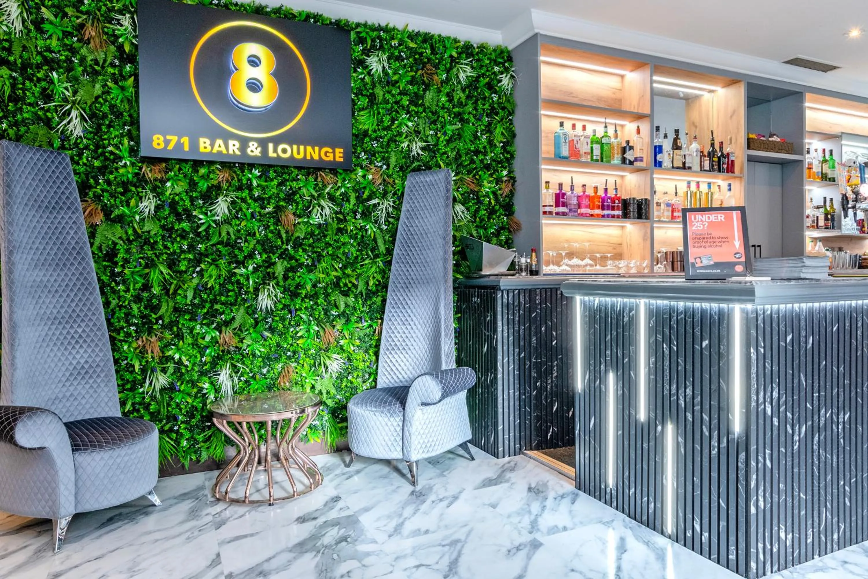 Lounge or bar in Winchester Wessex Hotel by Sunday