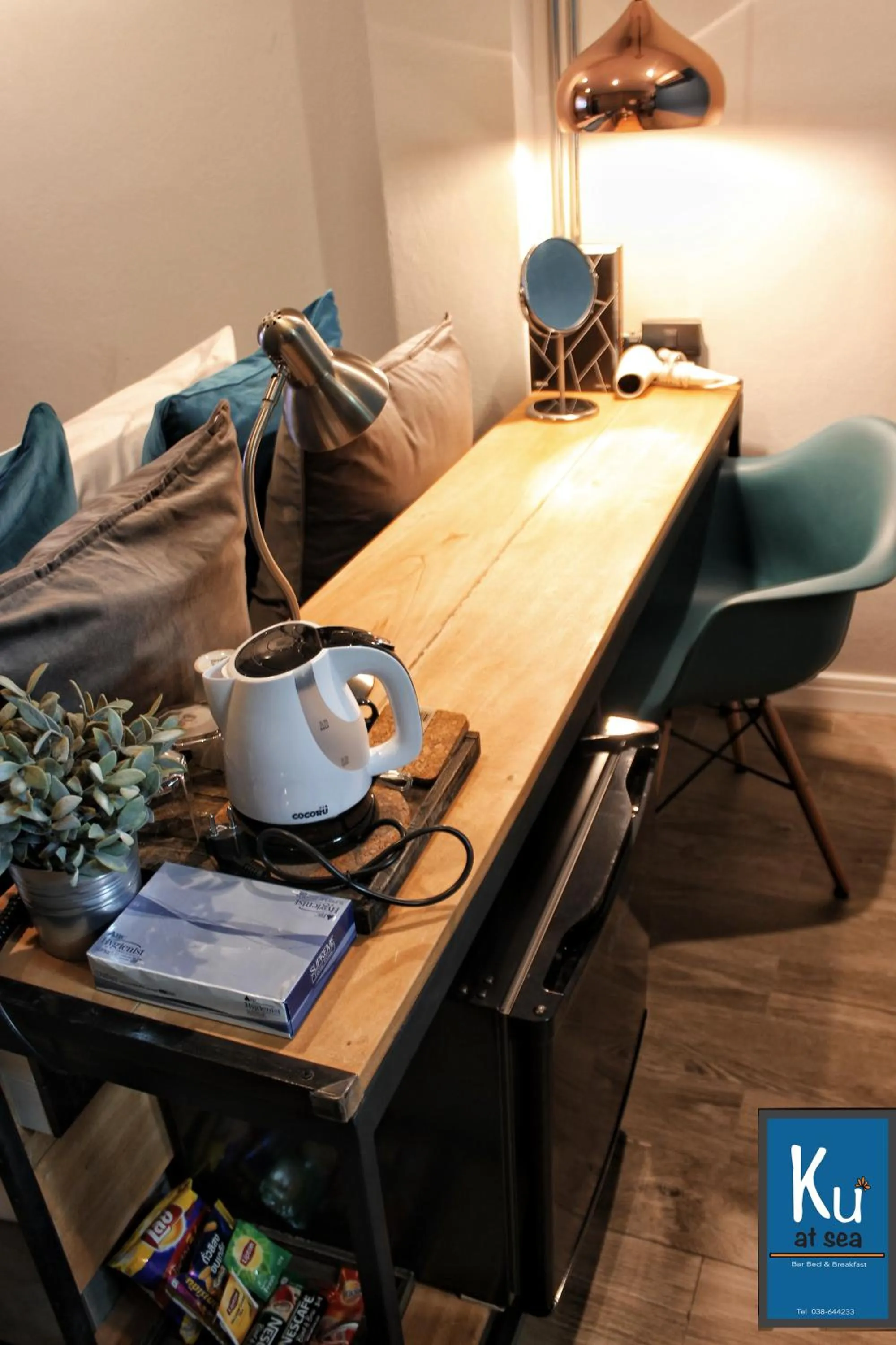 Seating area in Ku at sea