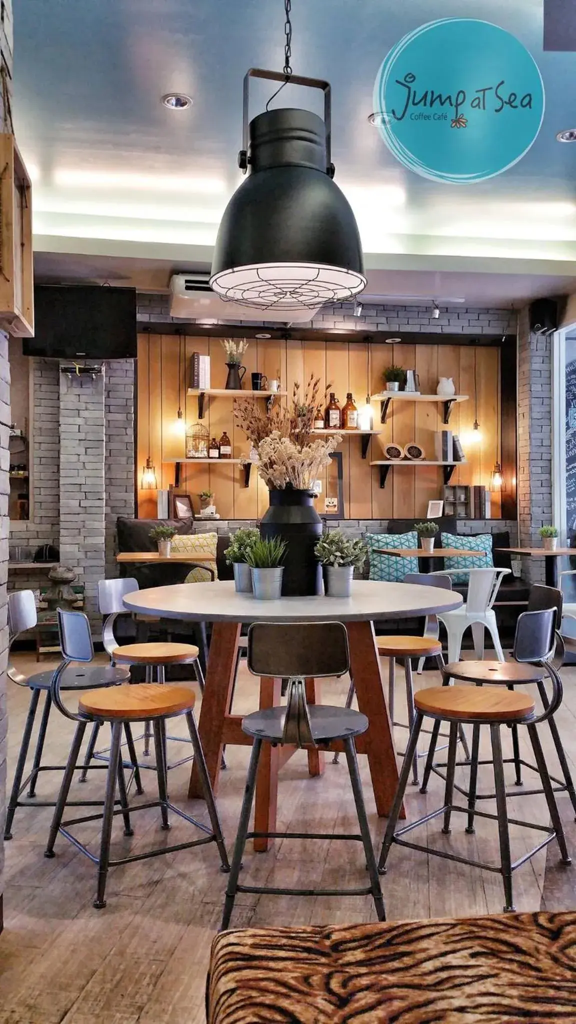 Restaurant/places to eat in Ku at sea Restaurant/places to eat in Ku at sea