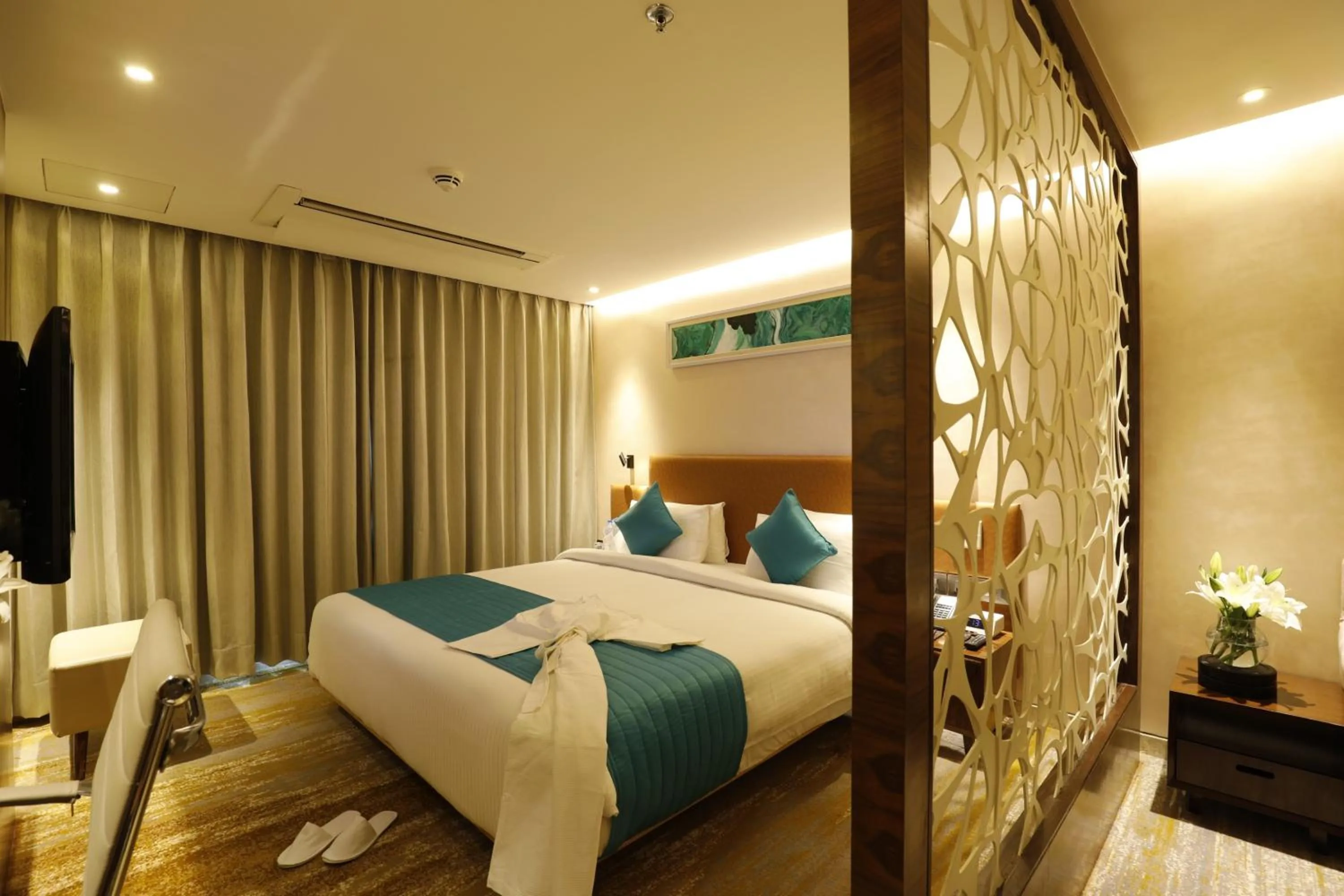Bedroom, Bed in Effotel by Sayaji Vadodara
