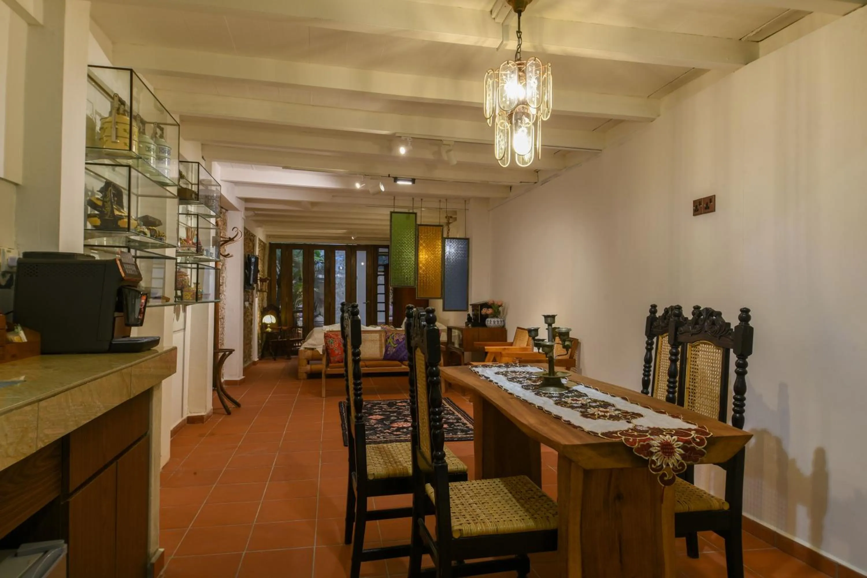 Kitchen or kitchenette in Ohana House HQ