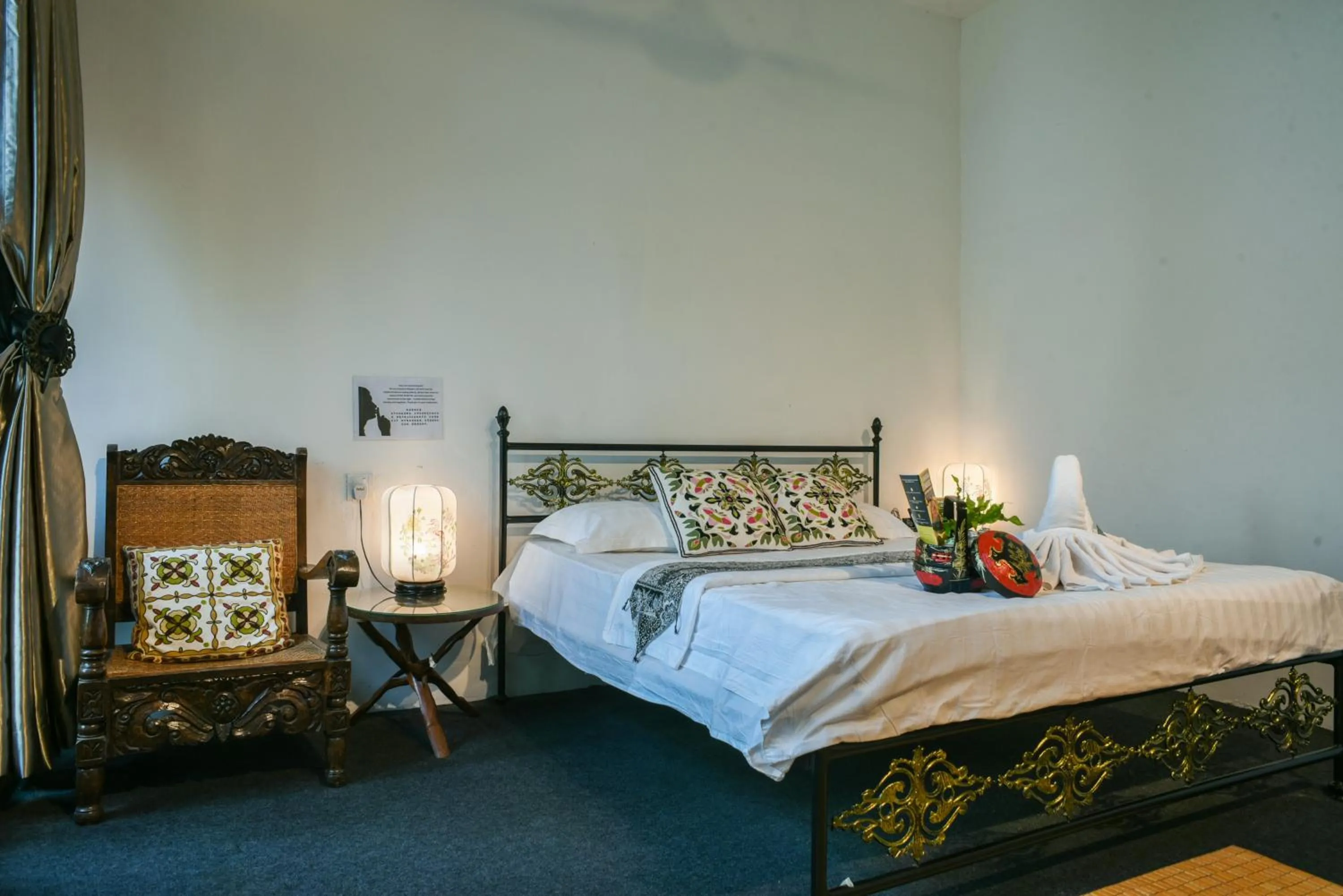 Bed in Ohana House HQ