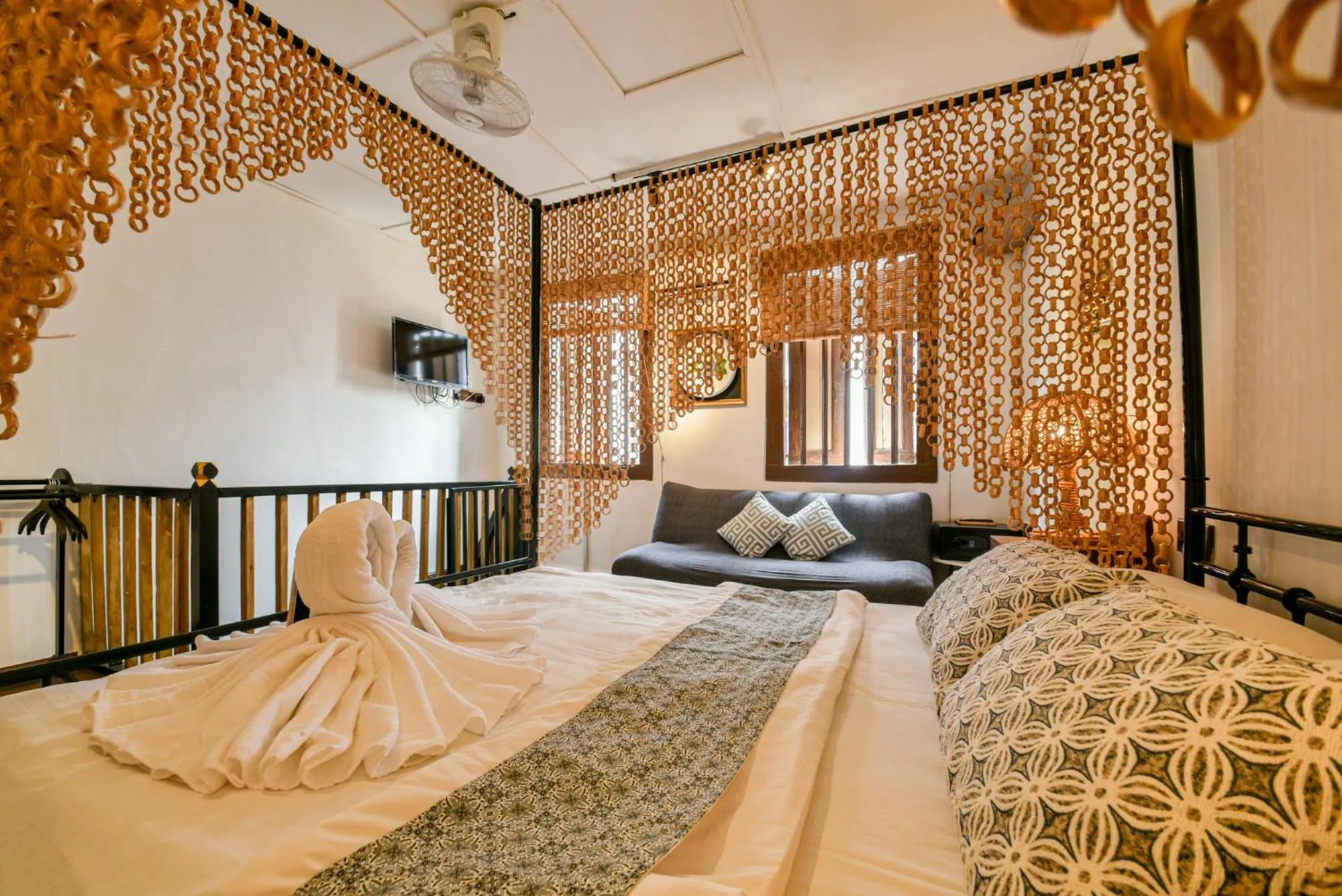 Bed in Ohana House HQ