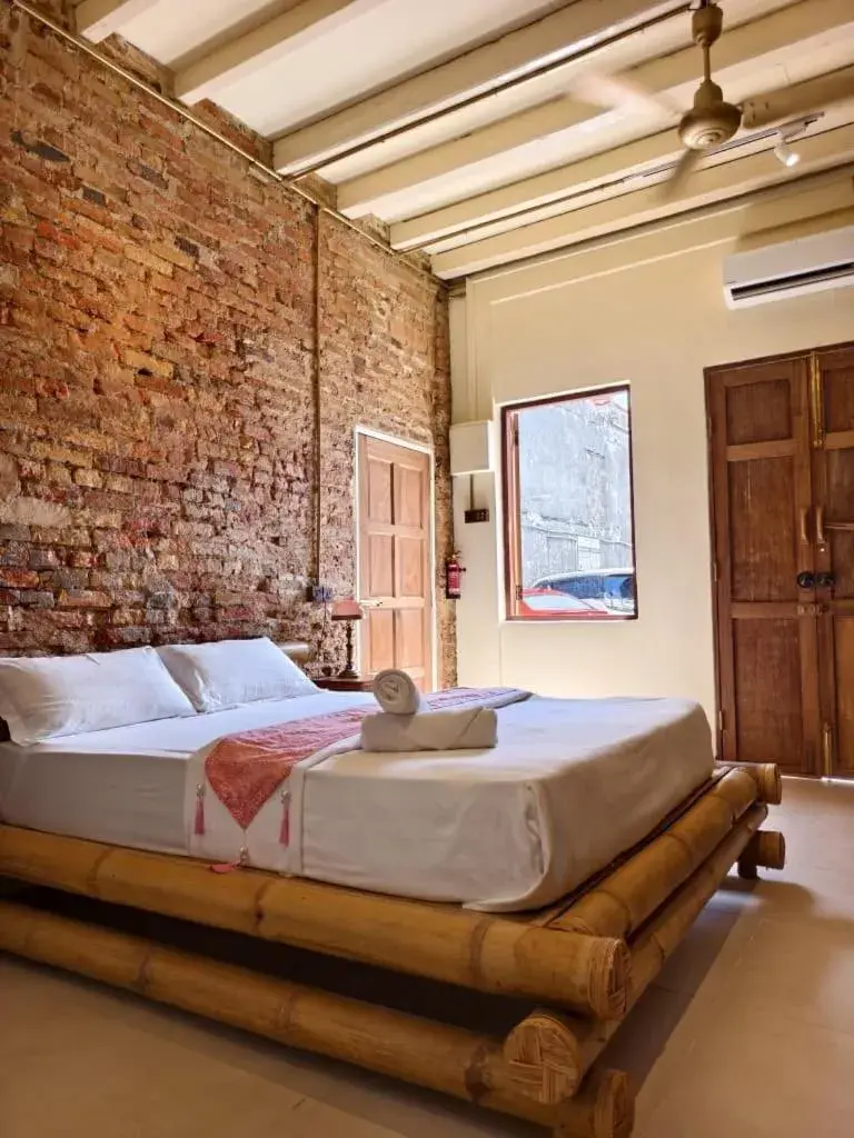 Bed in Ohana House HQ Bed in Ohana House HQ