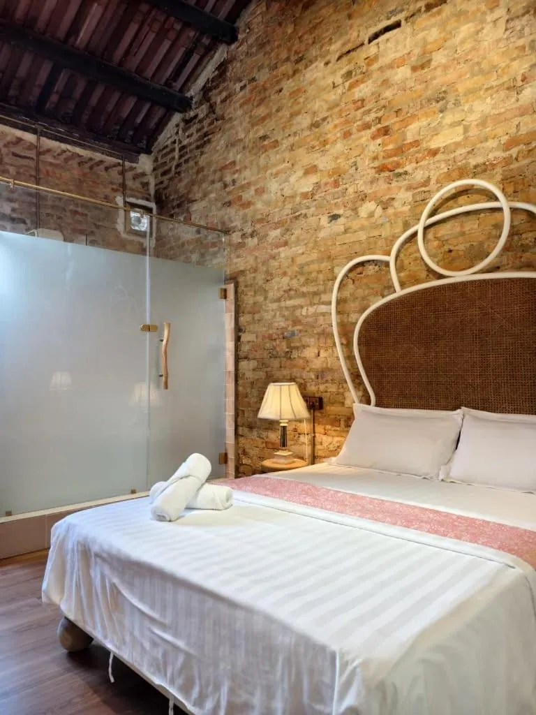 Bed in Ohana House HQ