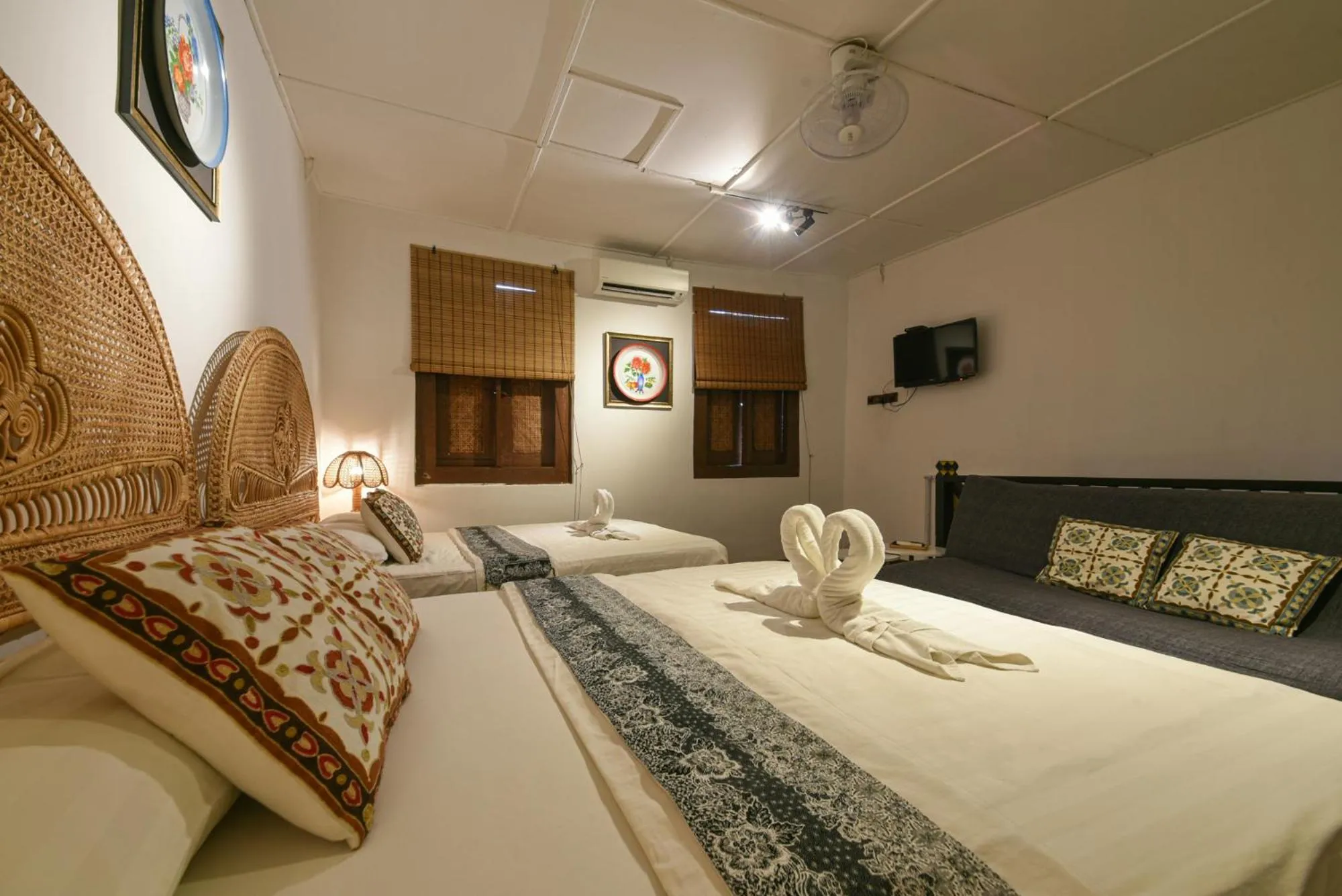 Bed in Ohana House HQ