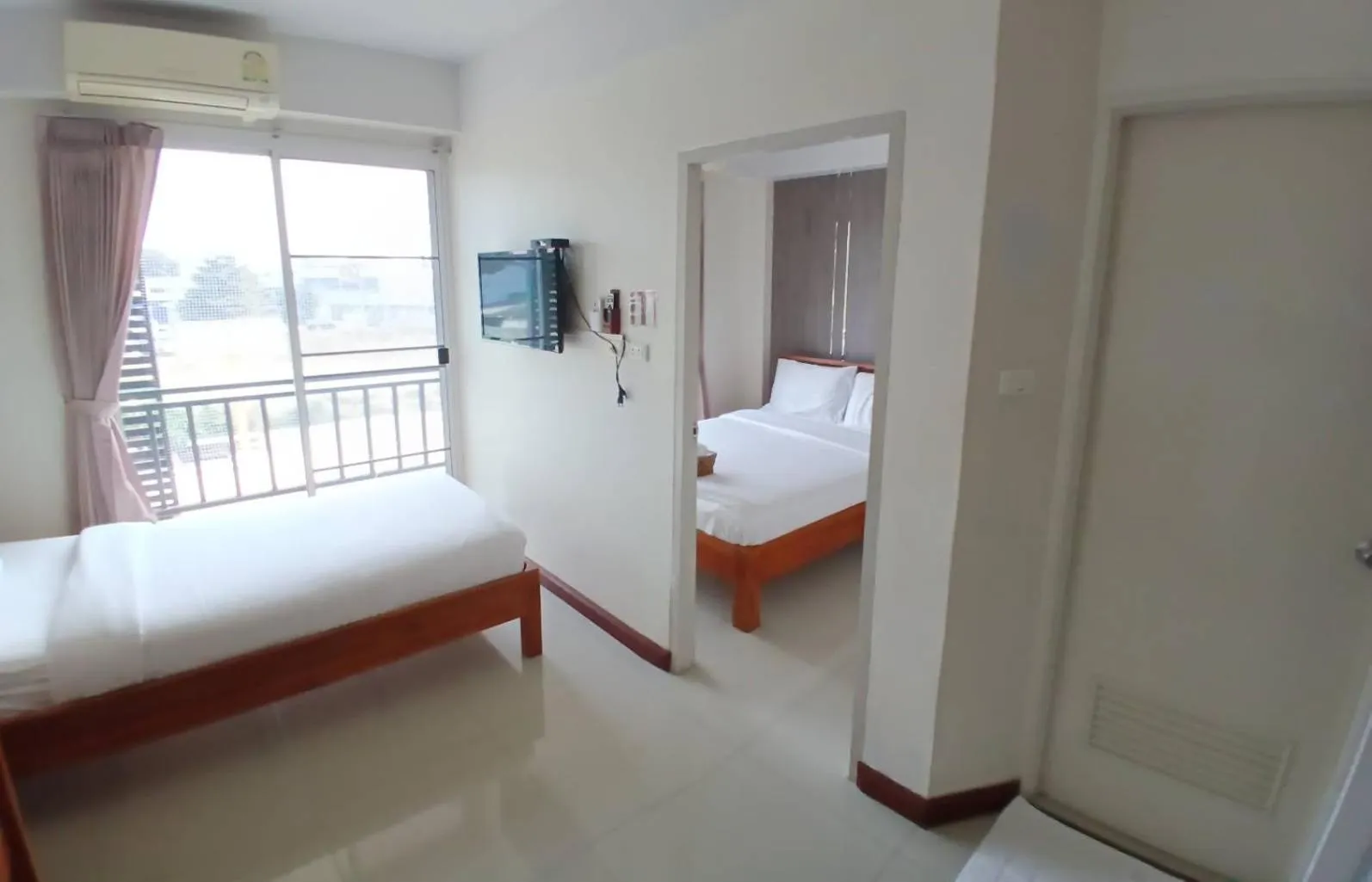 Bed in Grand Lopburi