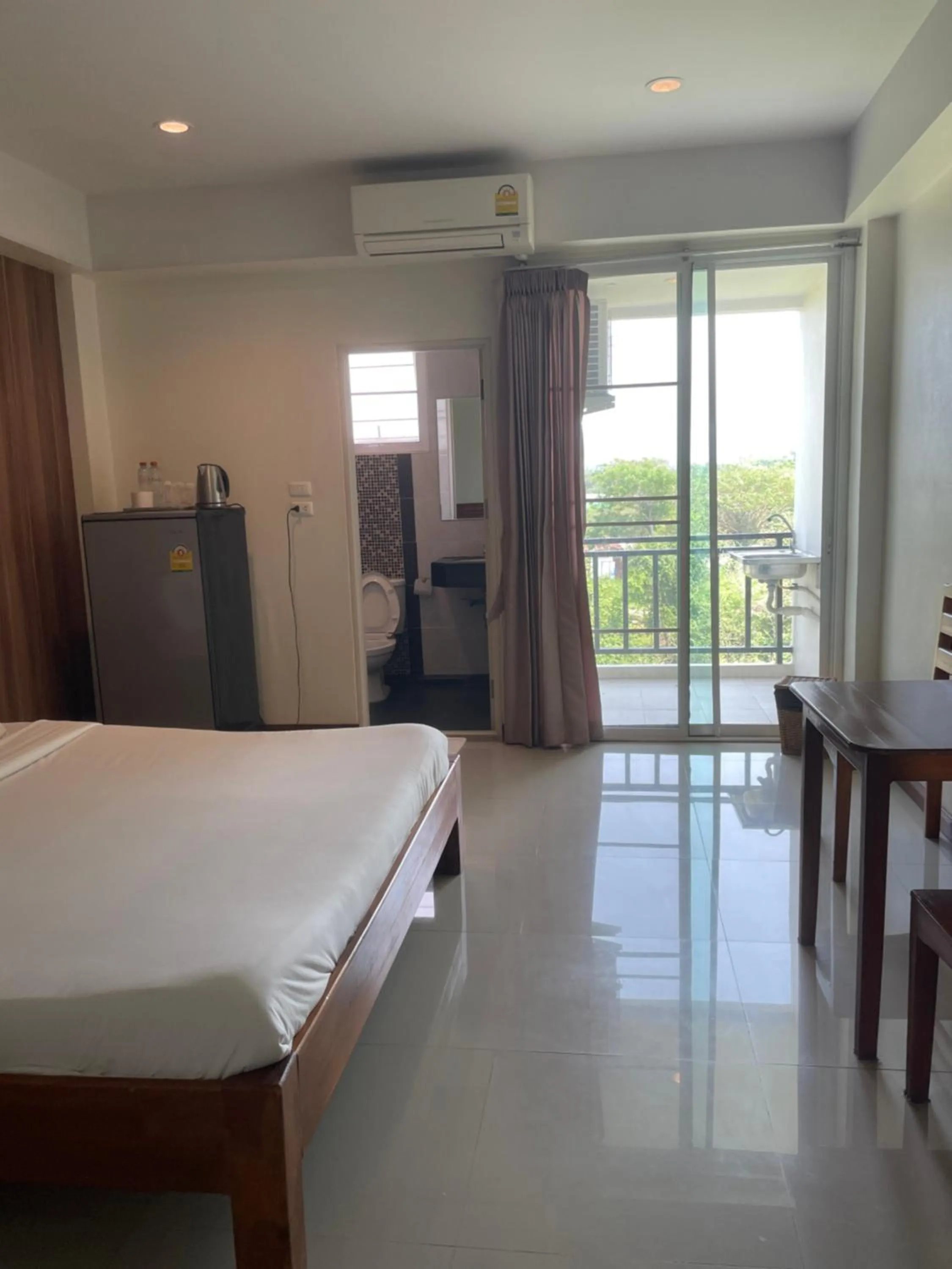 Bed in Grand Lopburi