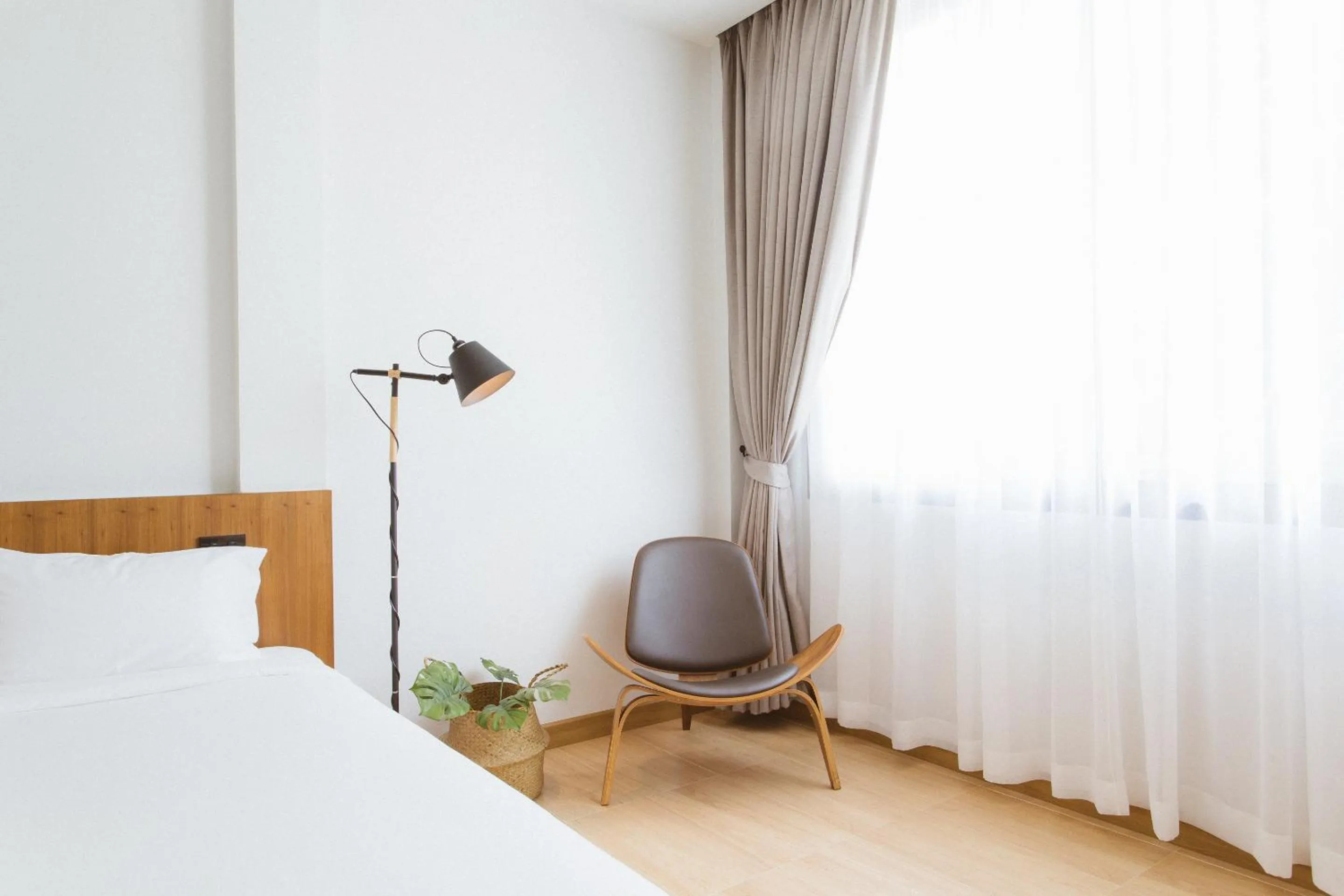 Bedroom, Bed in Karpenter Lampang