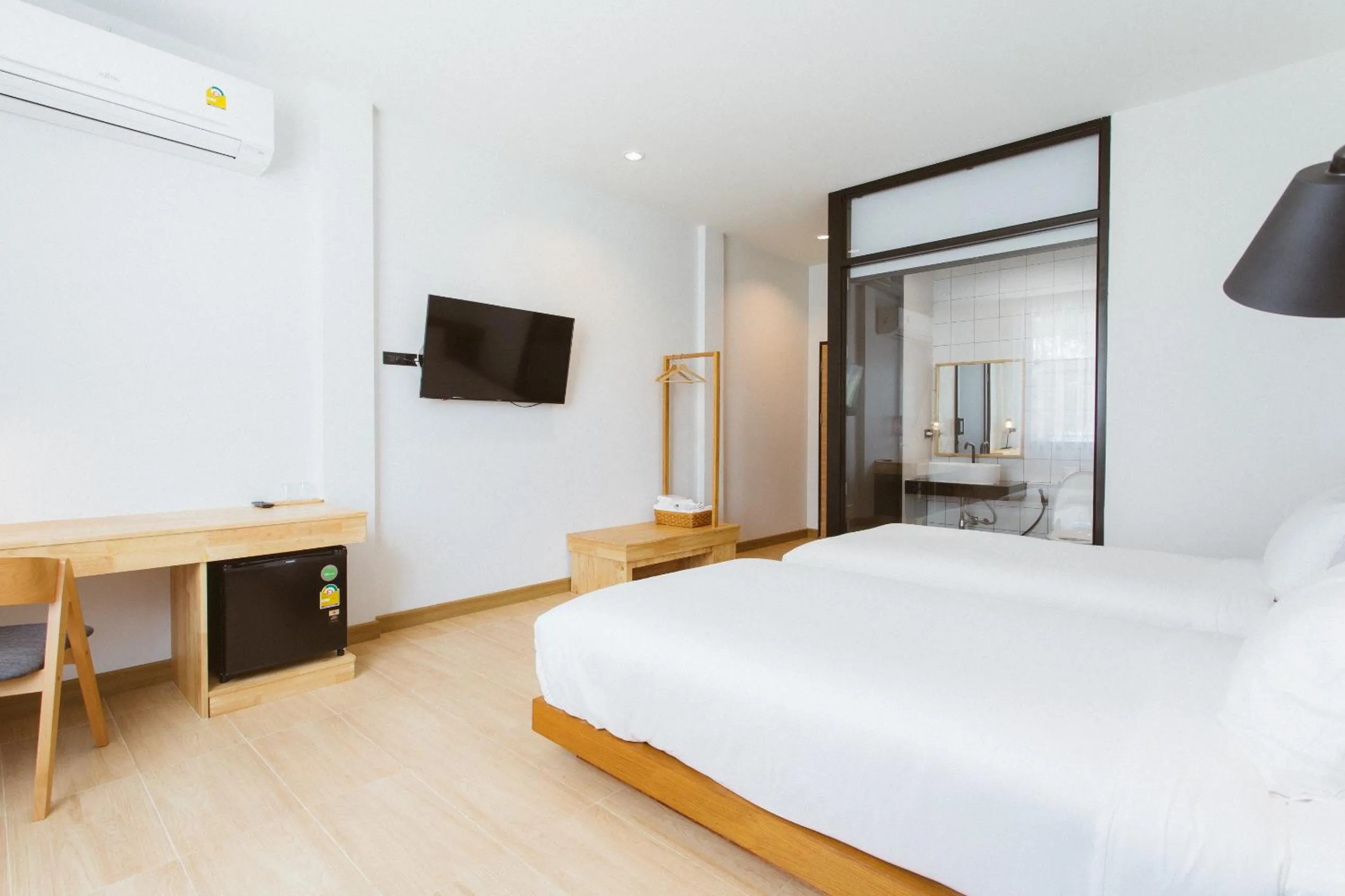 Bed in Karpenter Lampang