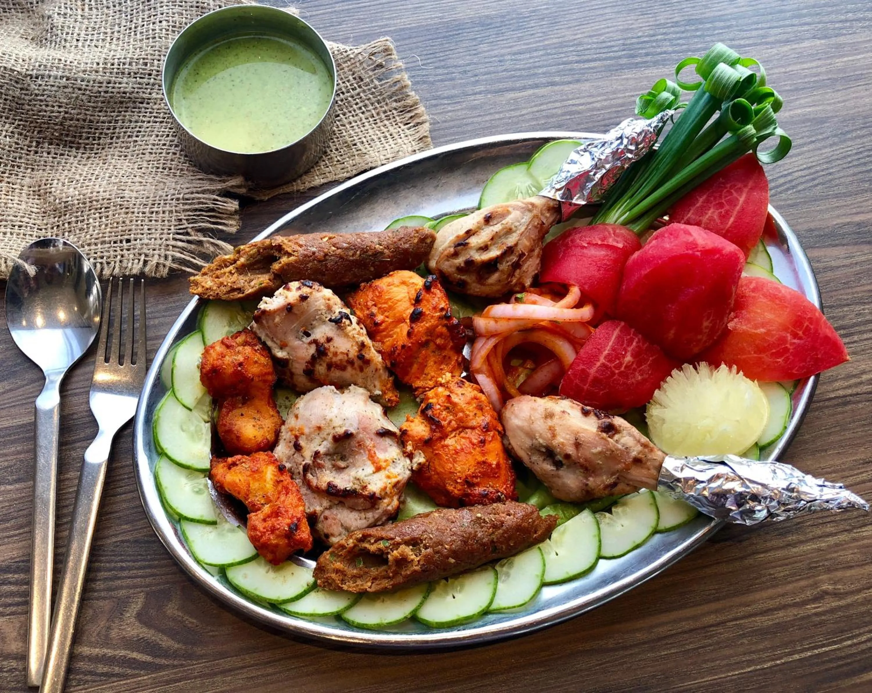 Restaurant/places to eat in Kalinga Hotel