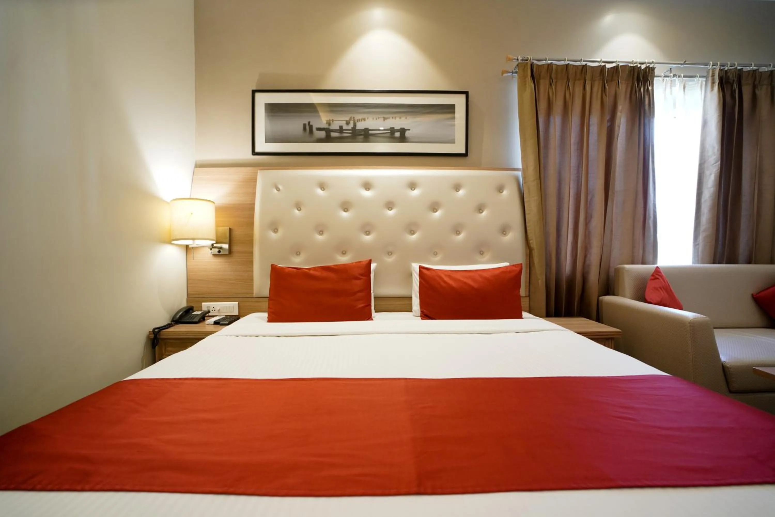 Bedroom, Bed in Kalinga Hotel