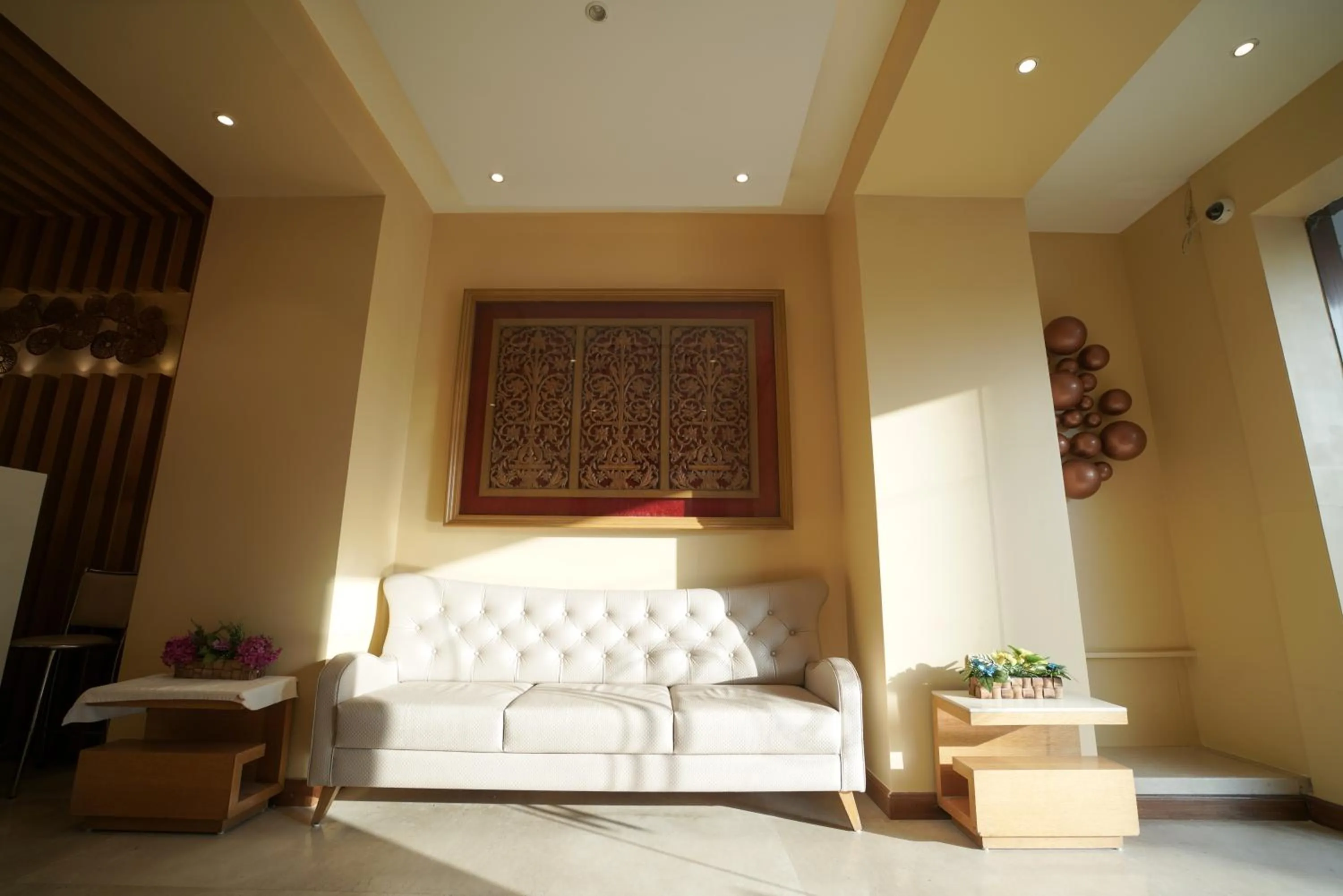 Lobby or reception, Bed in Kalinga Hotel