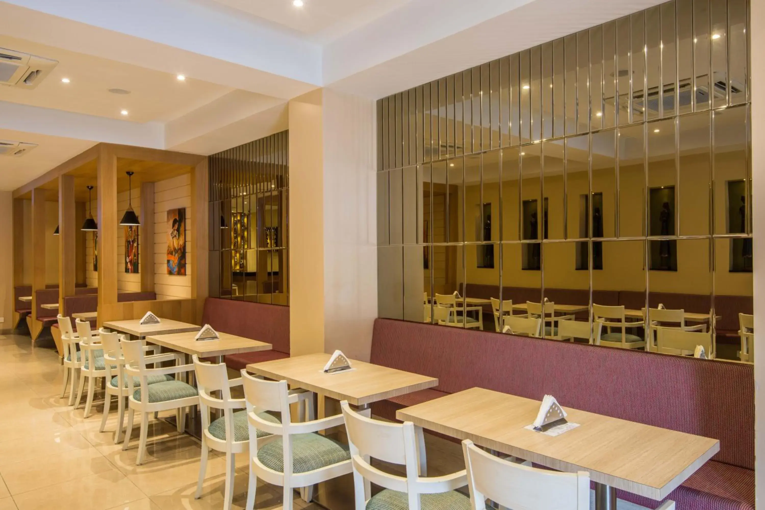 Lounge or bar in Kalinga Hotel Lounge or bar in Kalinga Hotel