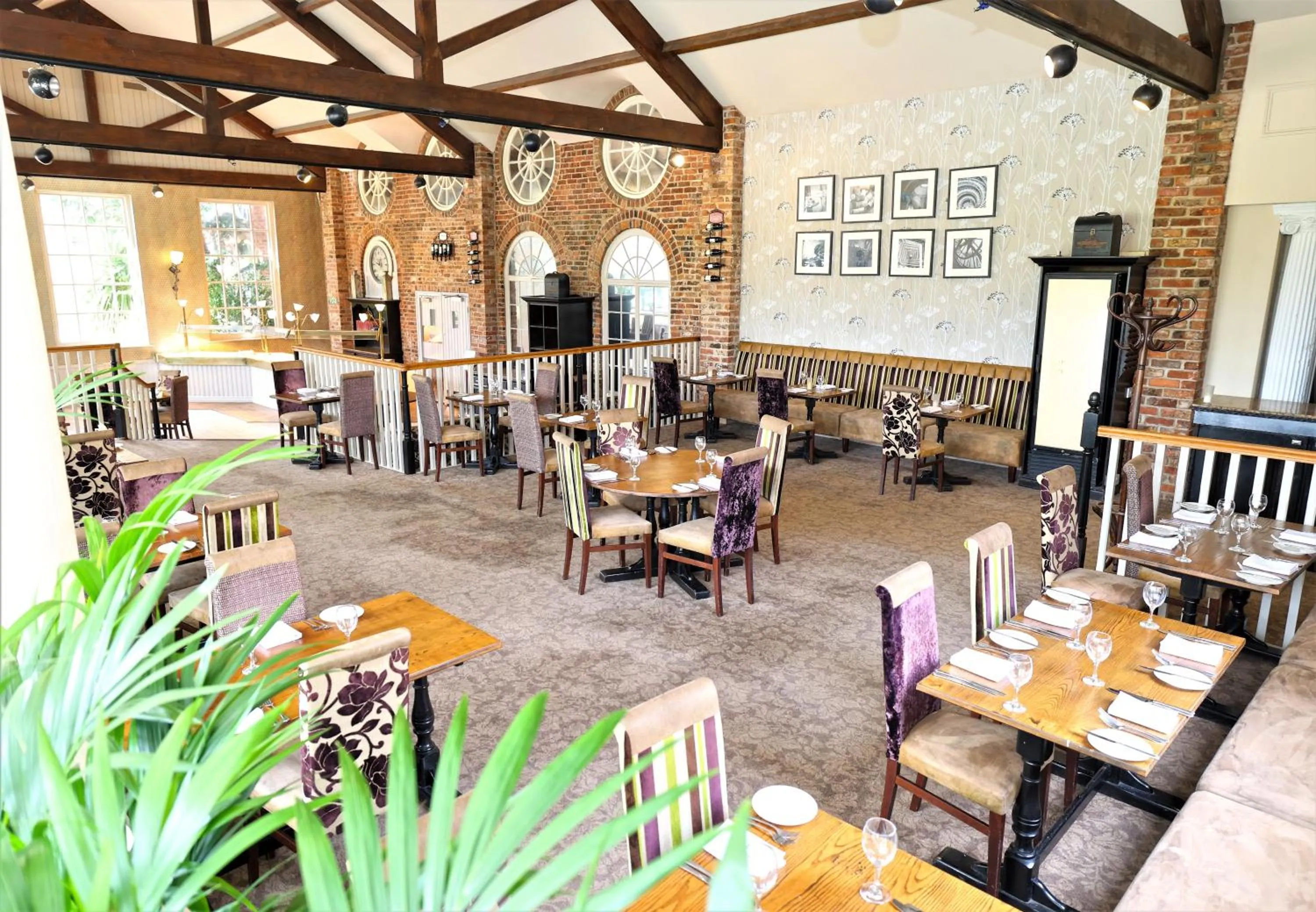 Restaurant/places to eat in The Bridge Hotel and Spa