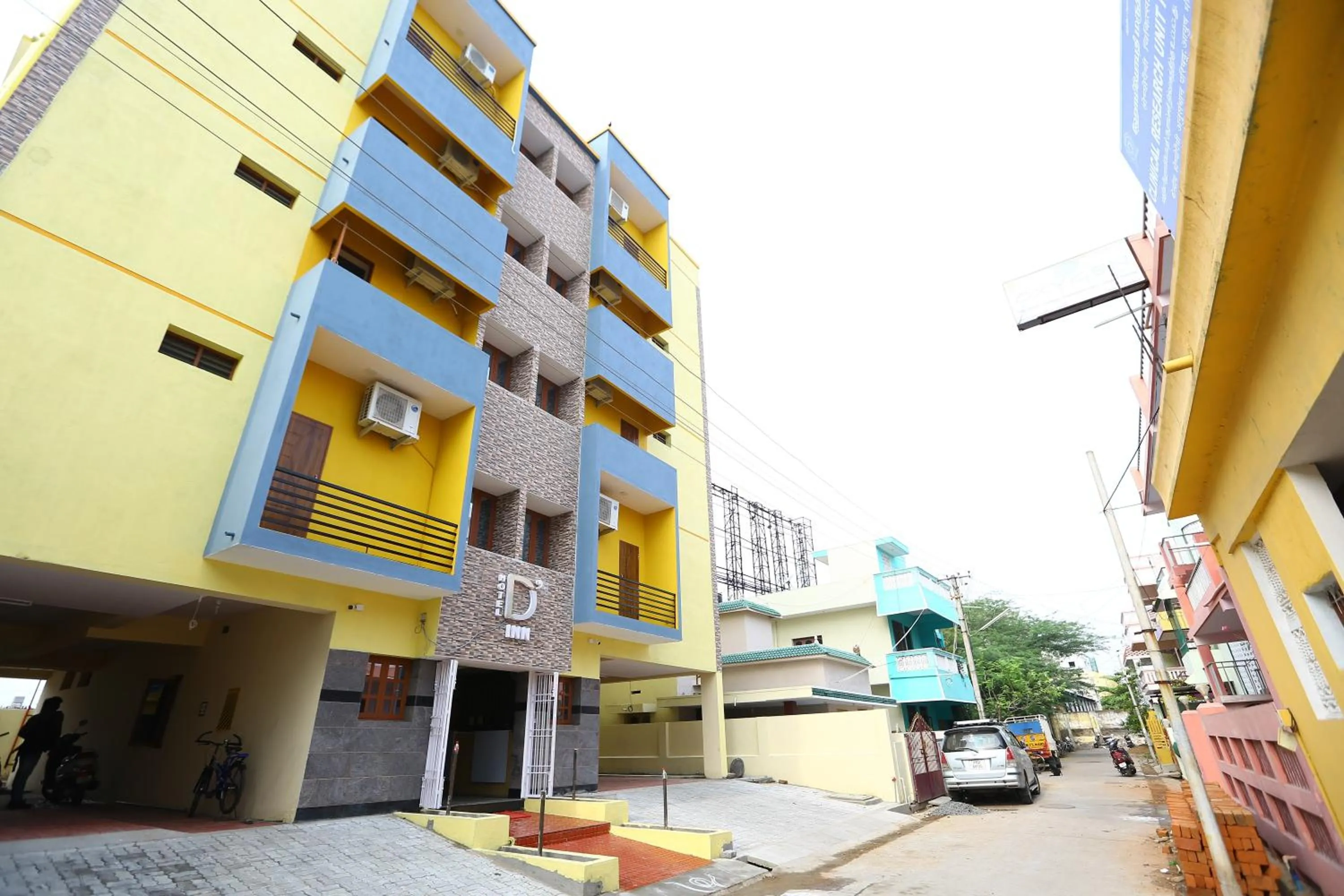 Facade/entrance in D'Inn