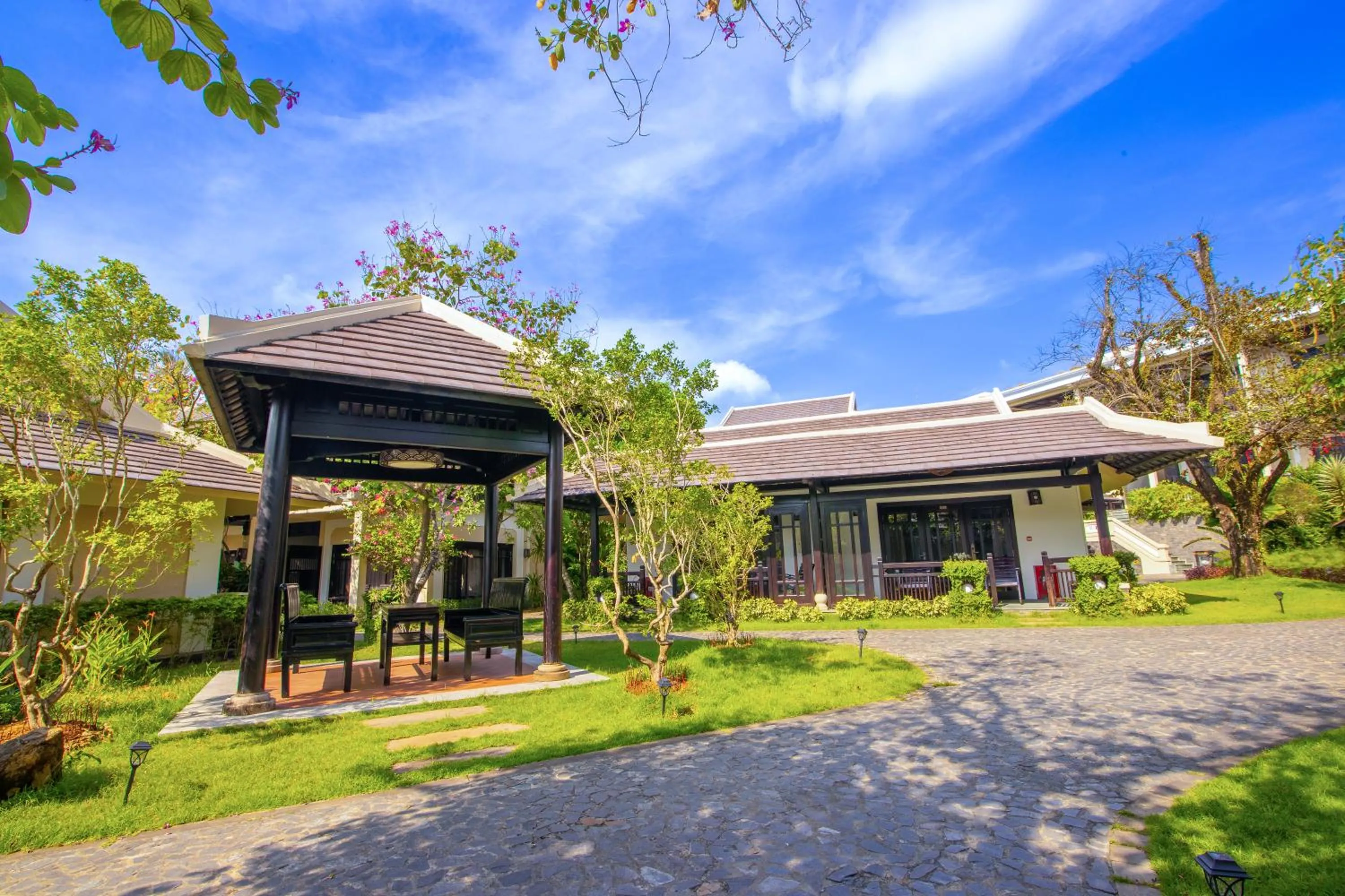 Property building in Anja Beach Resort & Spa