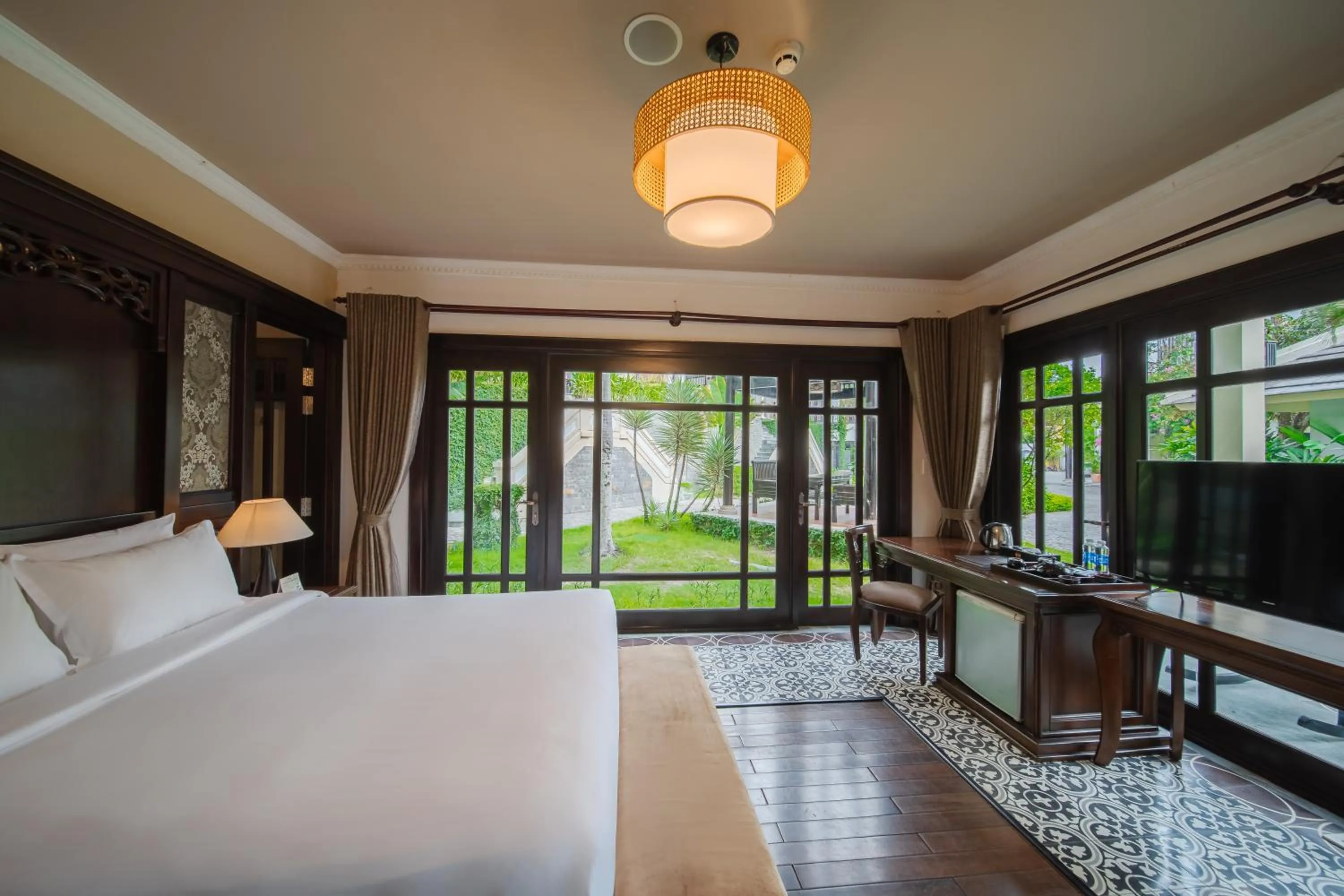 Bed in Anja Beach Resort & Spa