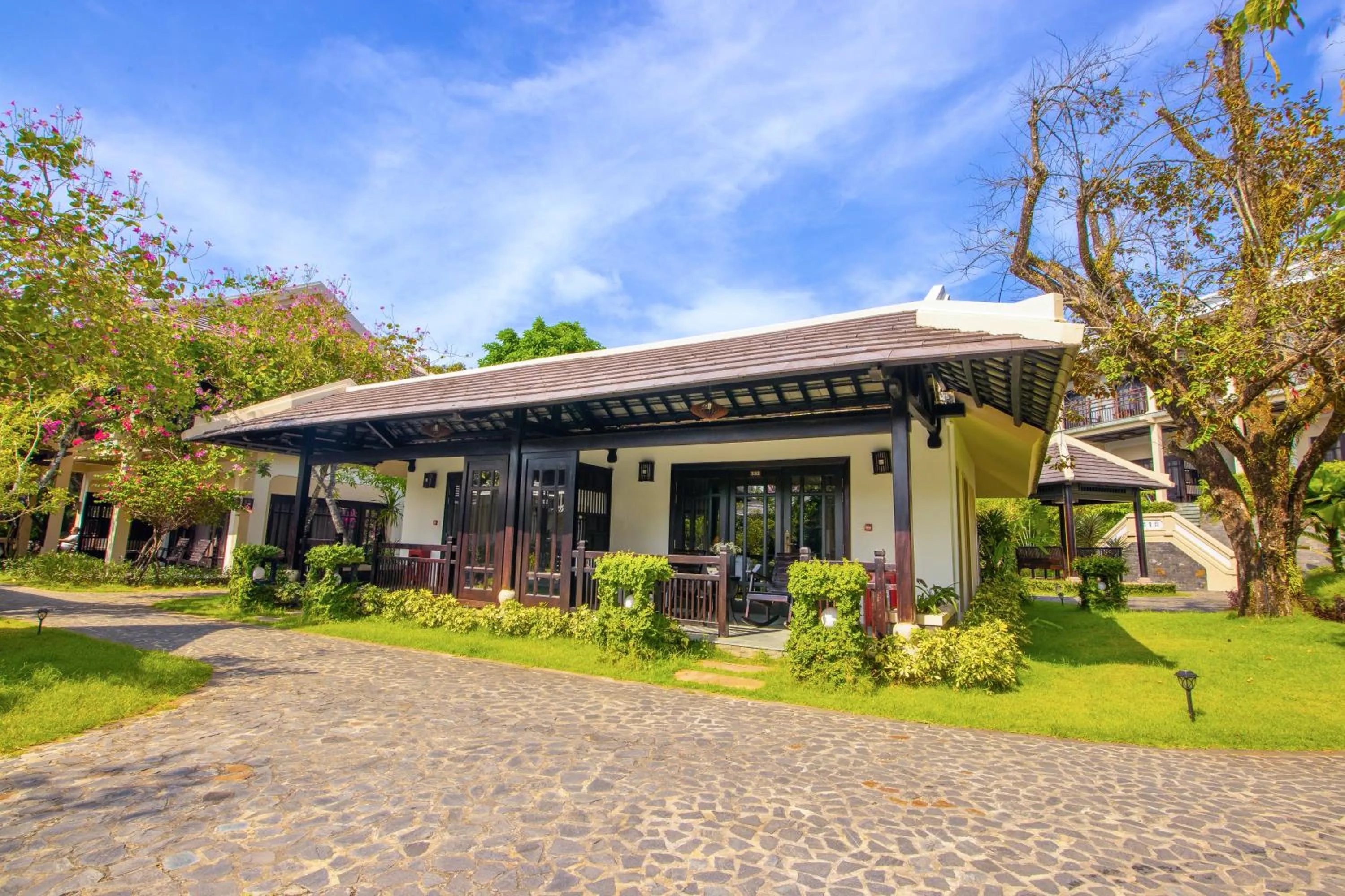 Property building in Anja Beach Resort & Spa