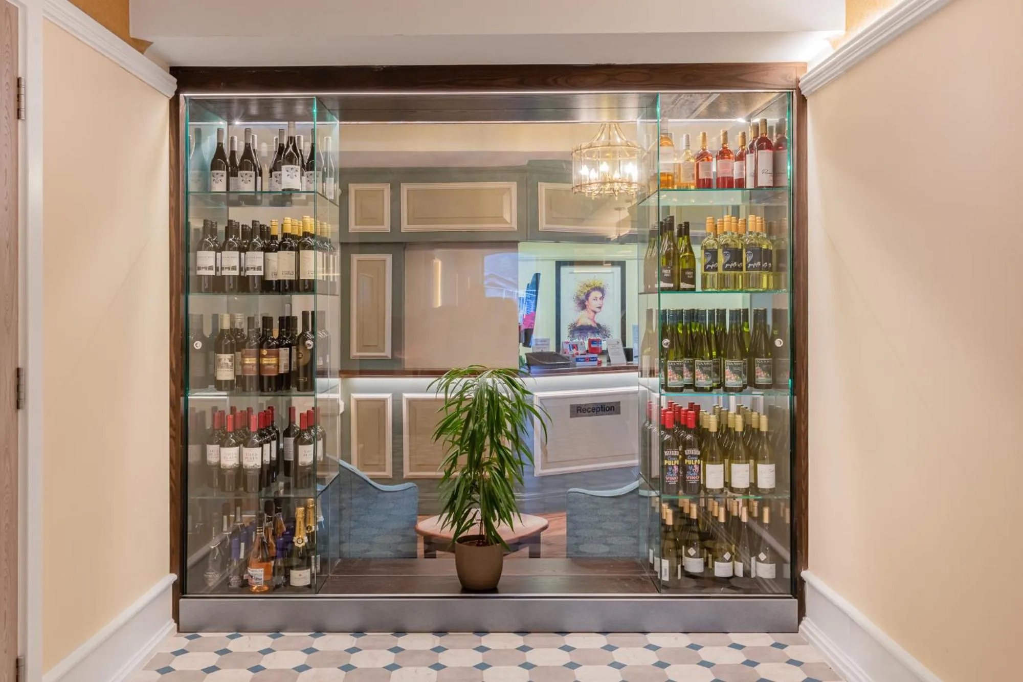 Lounge or bar in The Riverside