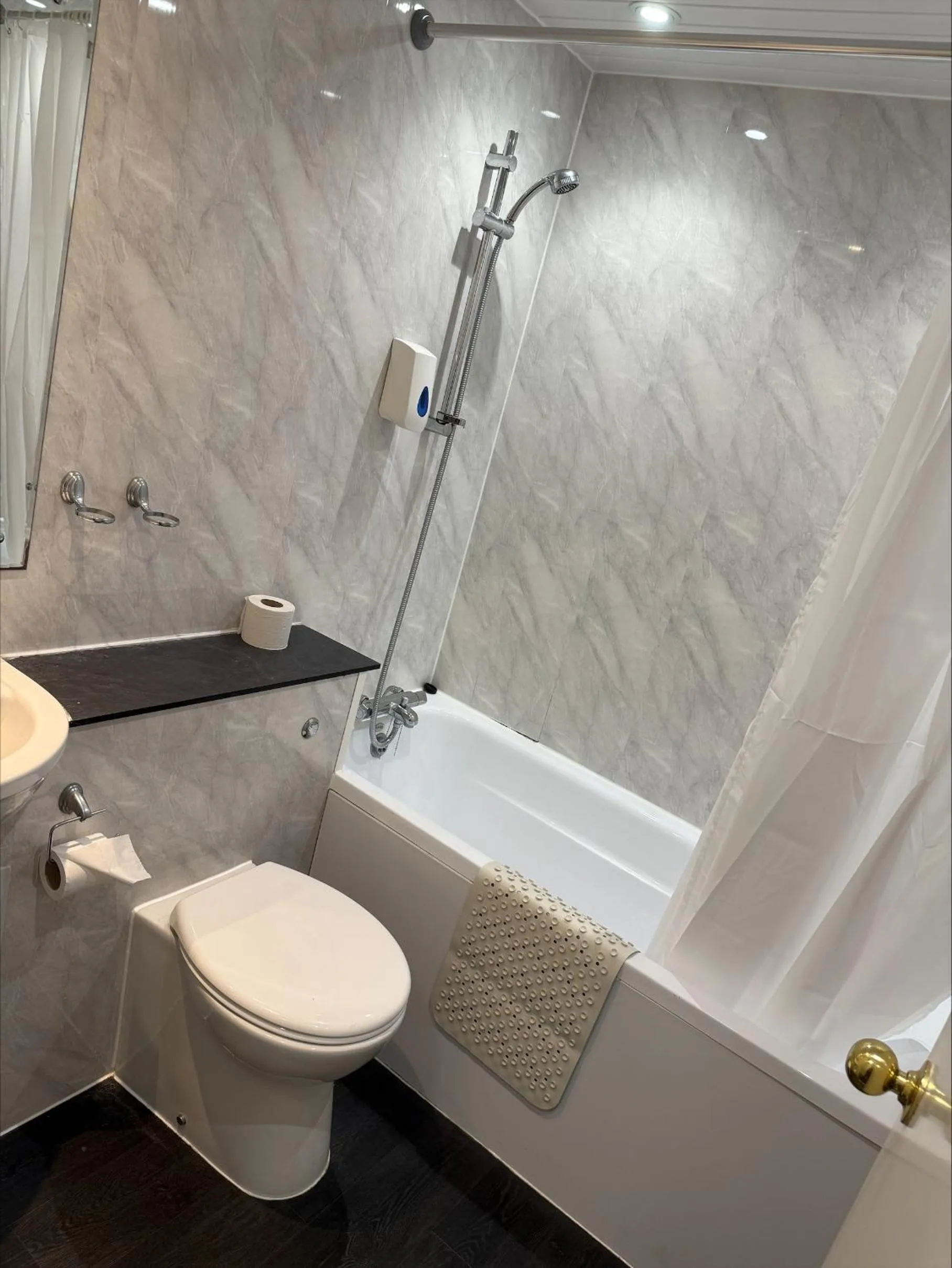 Bathroom in The Savoy Hotel