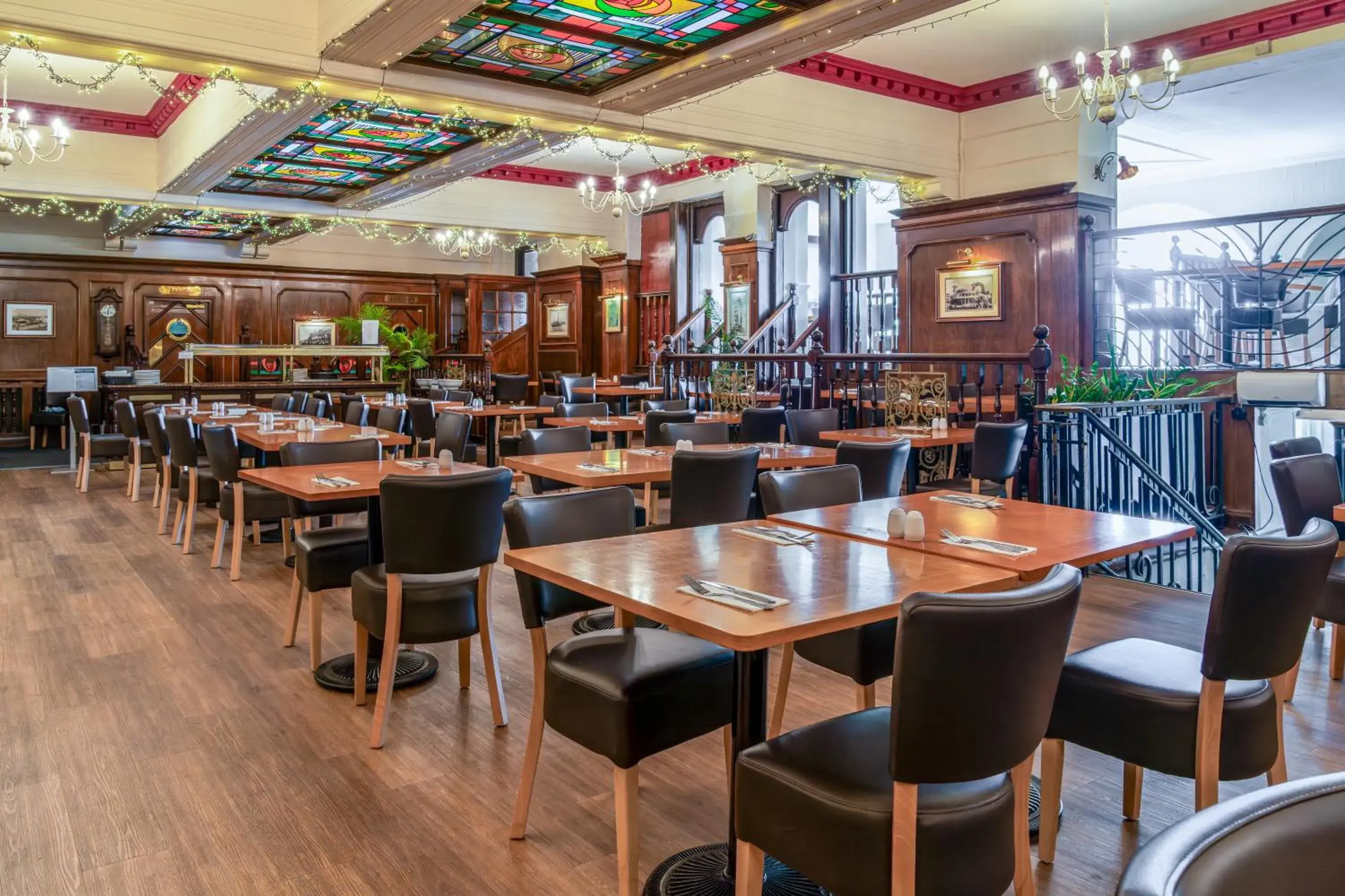 Restaurant/places to eat in The Savoy Hotel Restaurant/places to eat in The Savoy Hotel