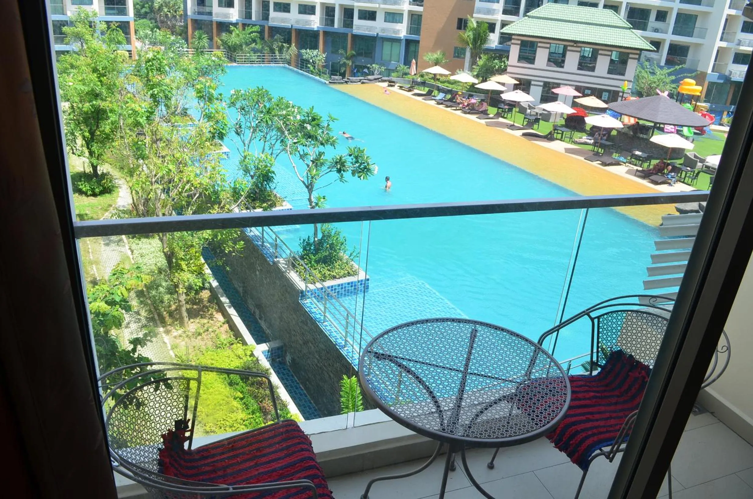 Laguna Beach Resort 2