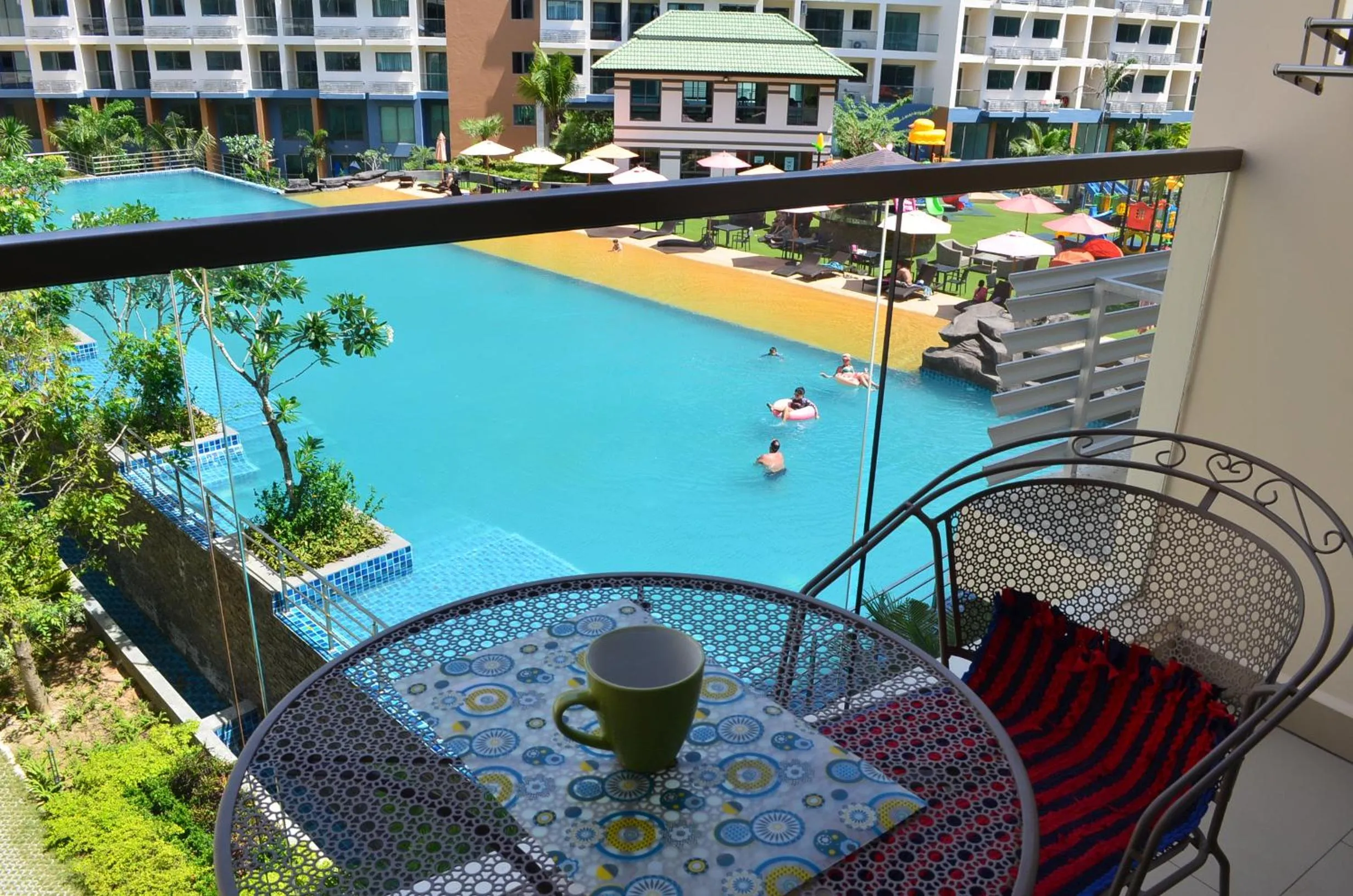 Laguna Beach Resort 2