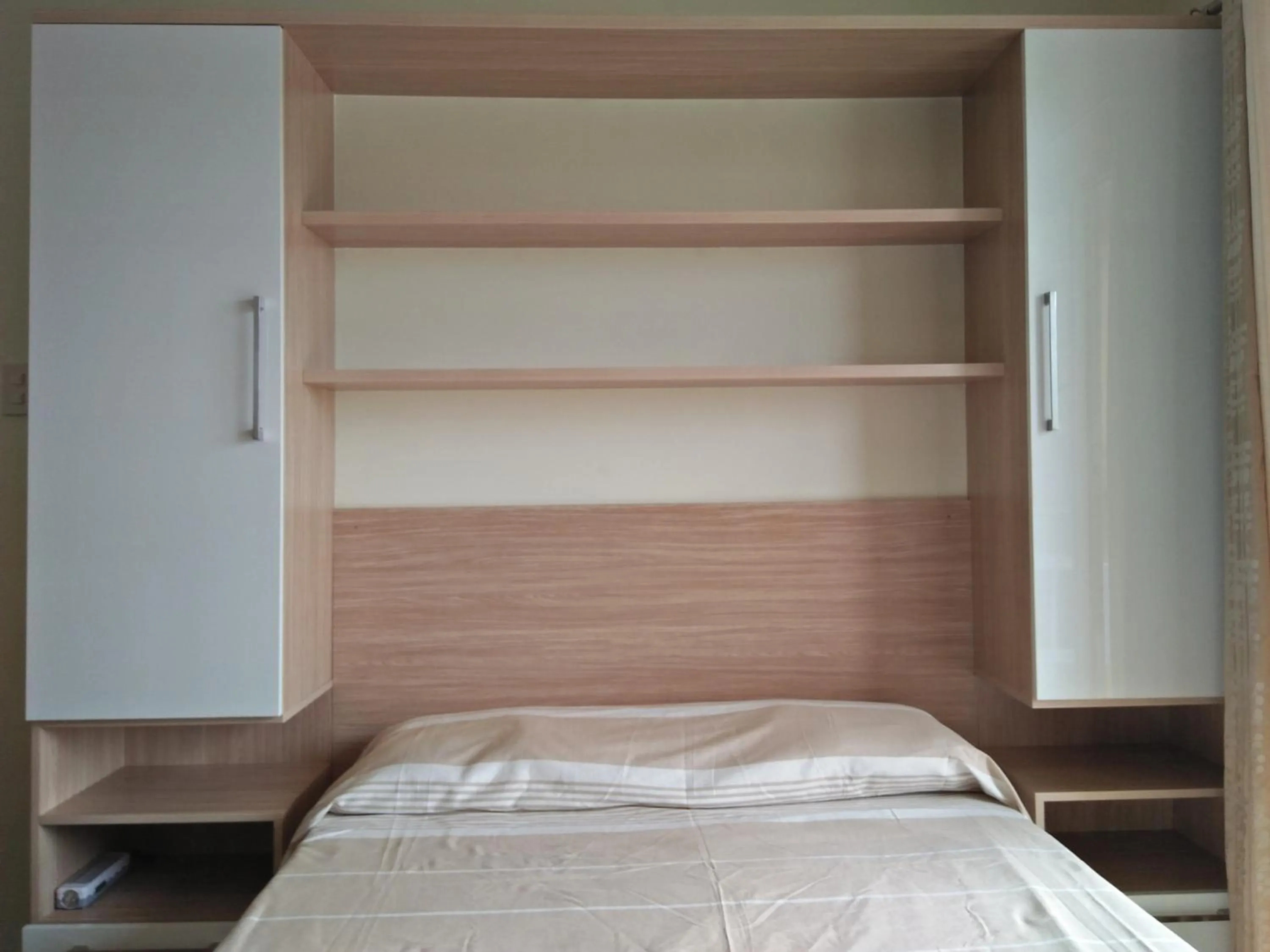 Bed in Sanremo Oasis Condominium