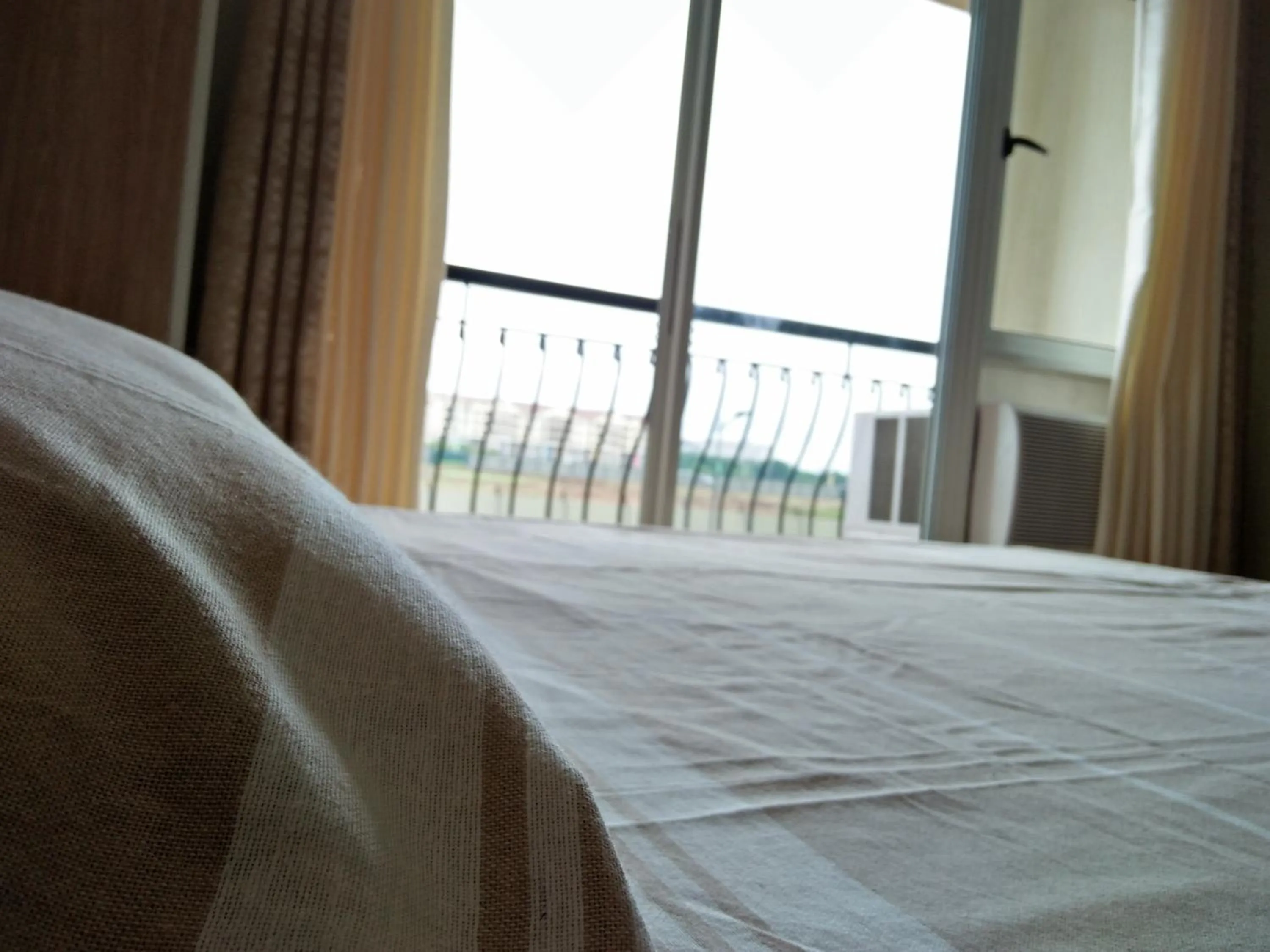 Bed in Sanremo Oasis Condominium