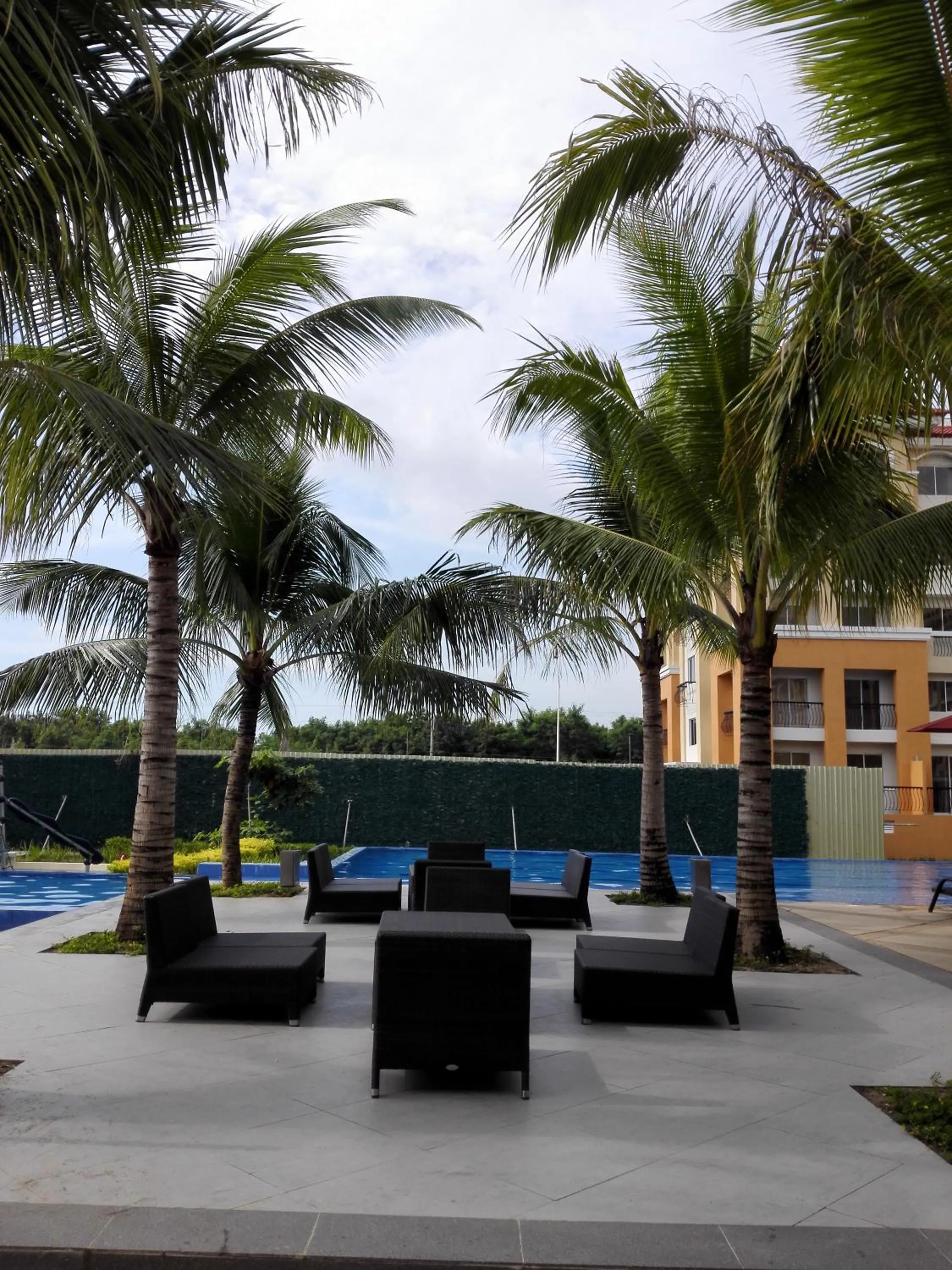 Sanremo Oasis Condominium