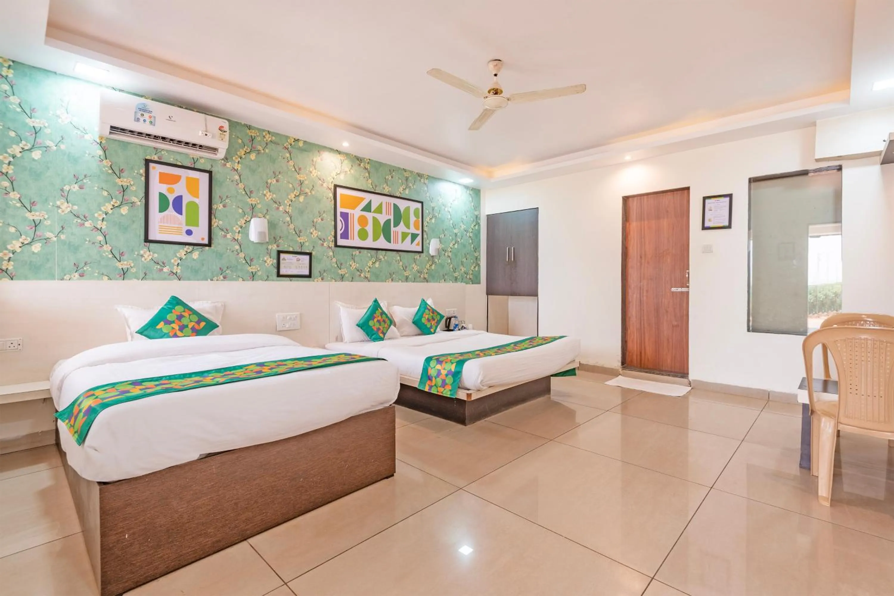 Bedroom, Bed in Treebo Kuber Palace with Swimming Pool