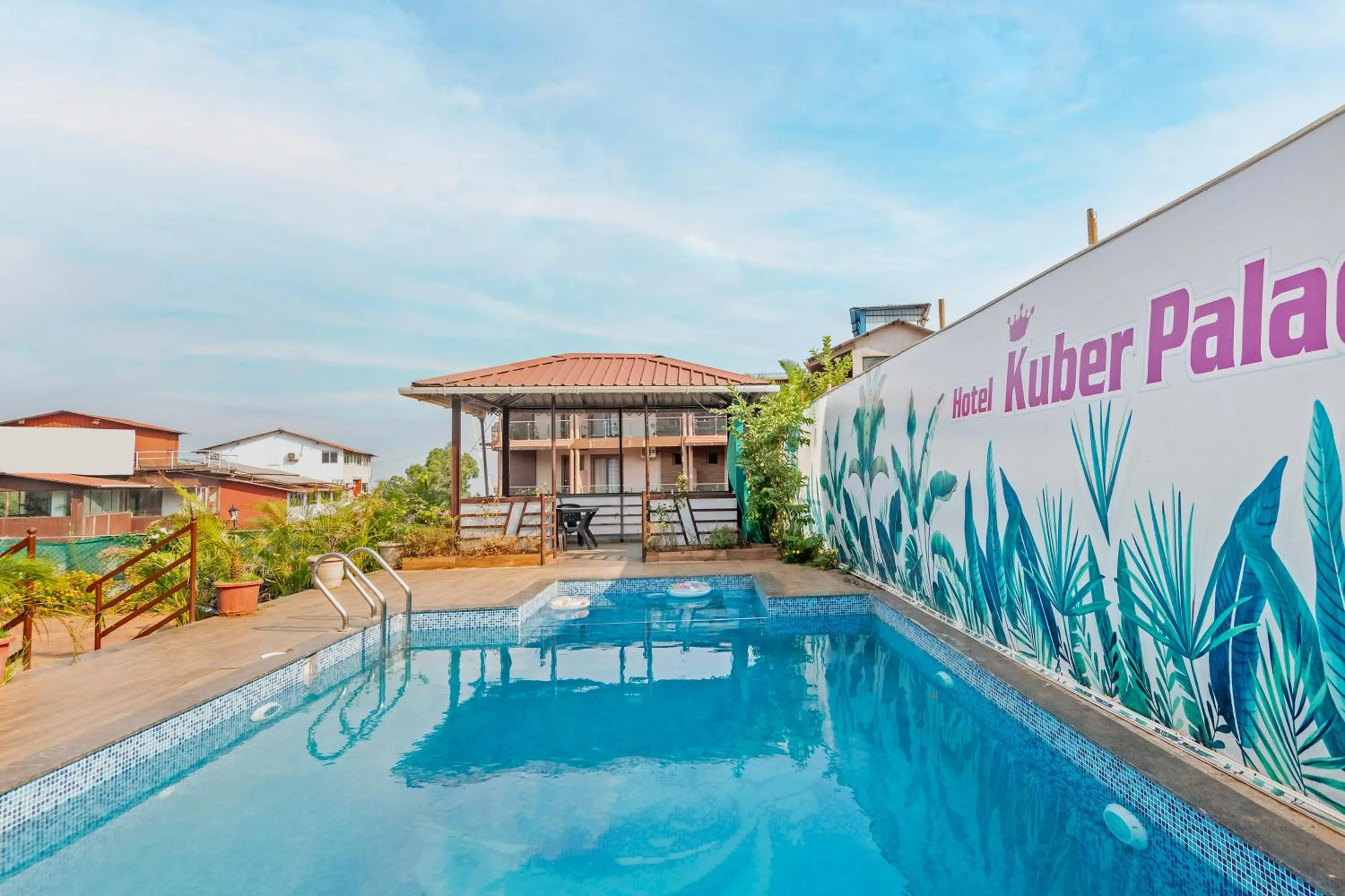 Swimming pool in Treebo Kuber Palace with Swimming Pool