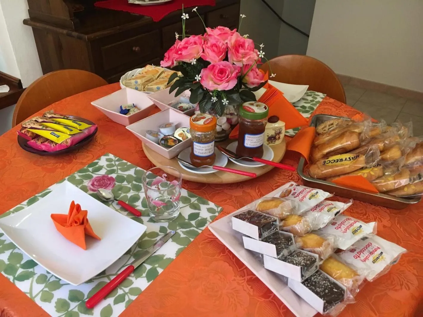 Breakfast in La Torre di Clo B&B