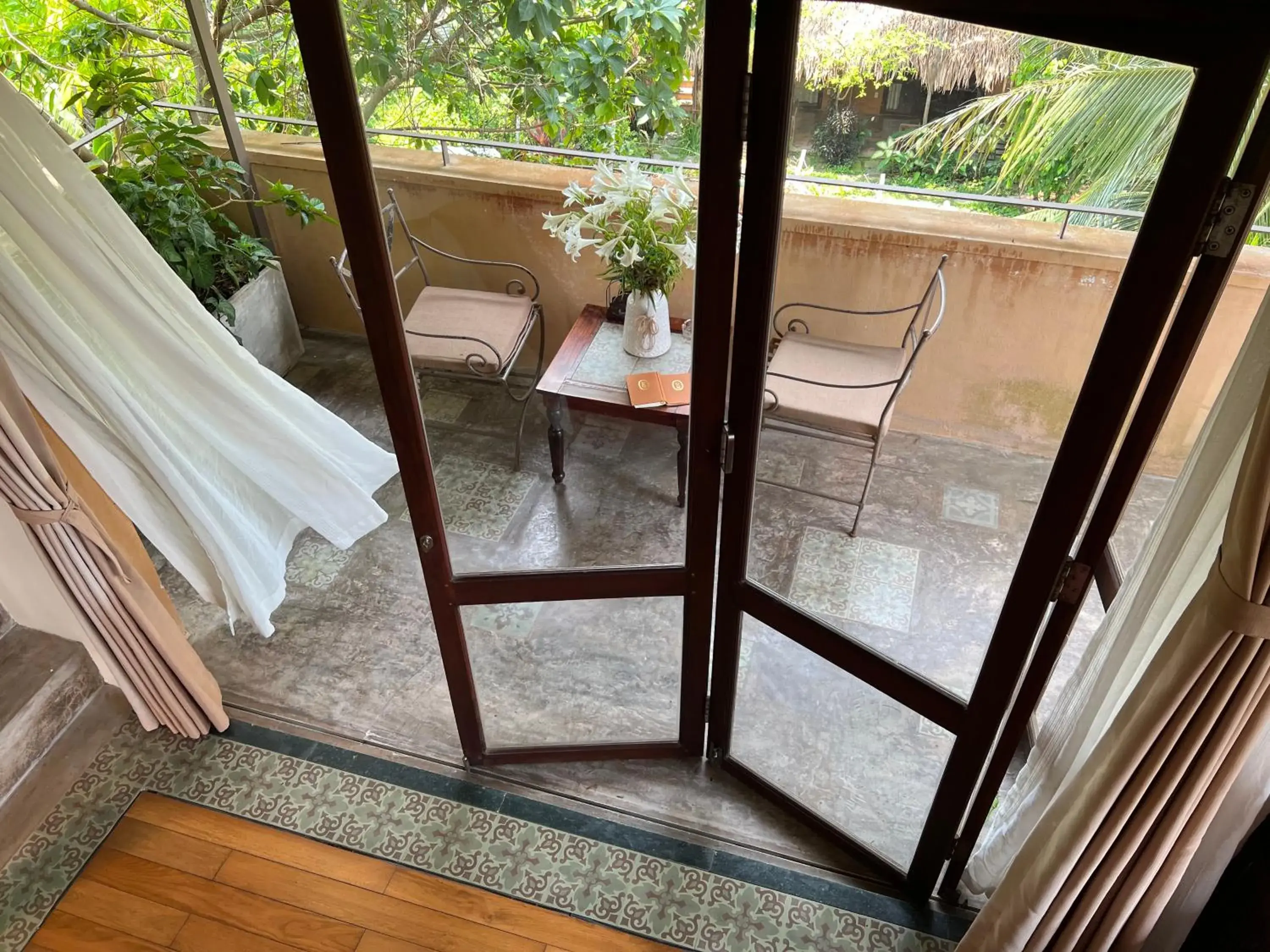 Deluxe Double Room with Balcony in An Villa boutique resort Deluxe Double Room with Balcony in An Villa boutique resort