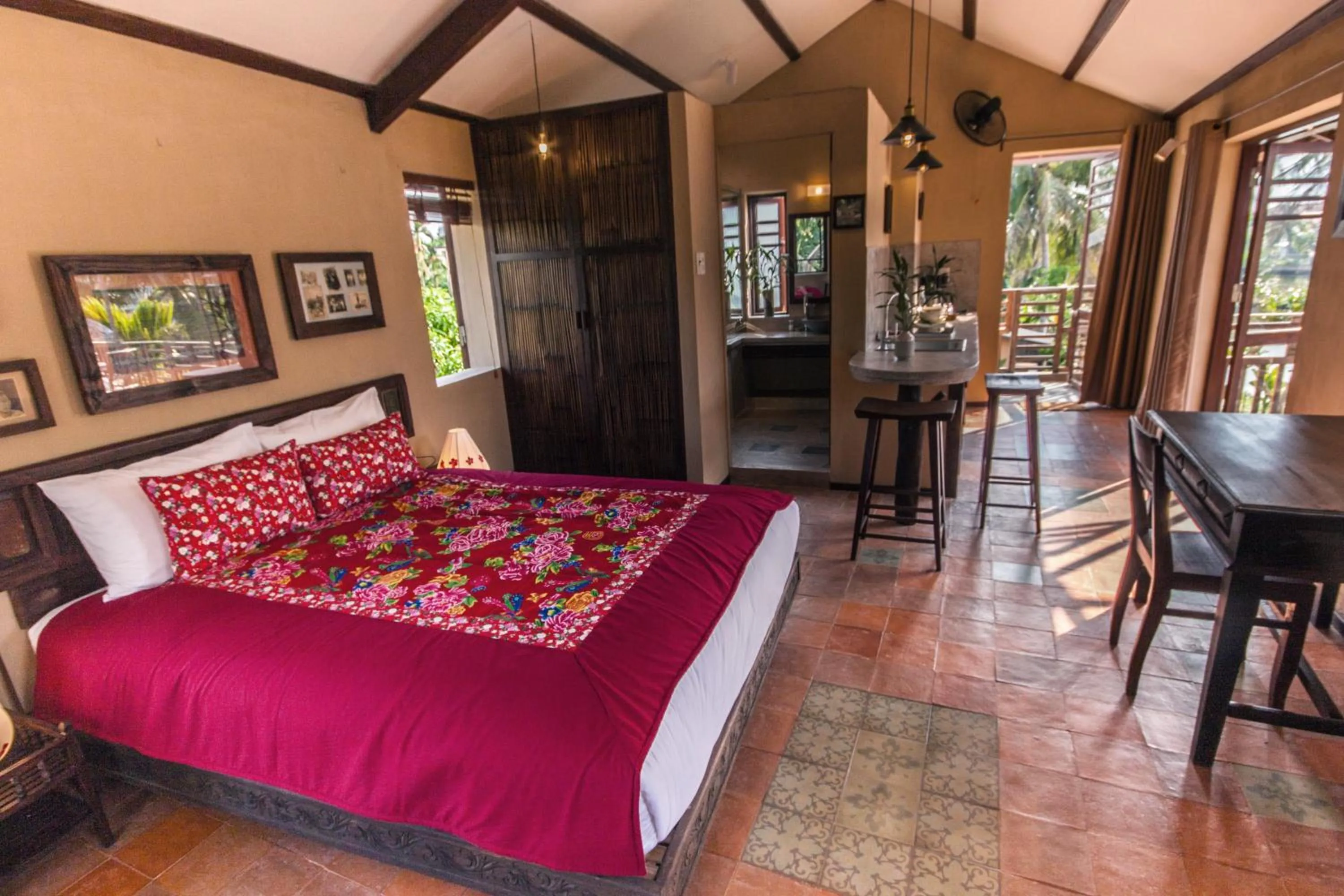Photo of the whole room, Bed in An Villa boutique resort