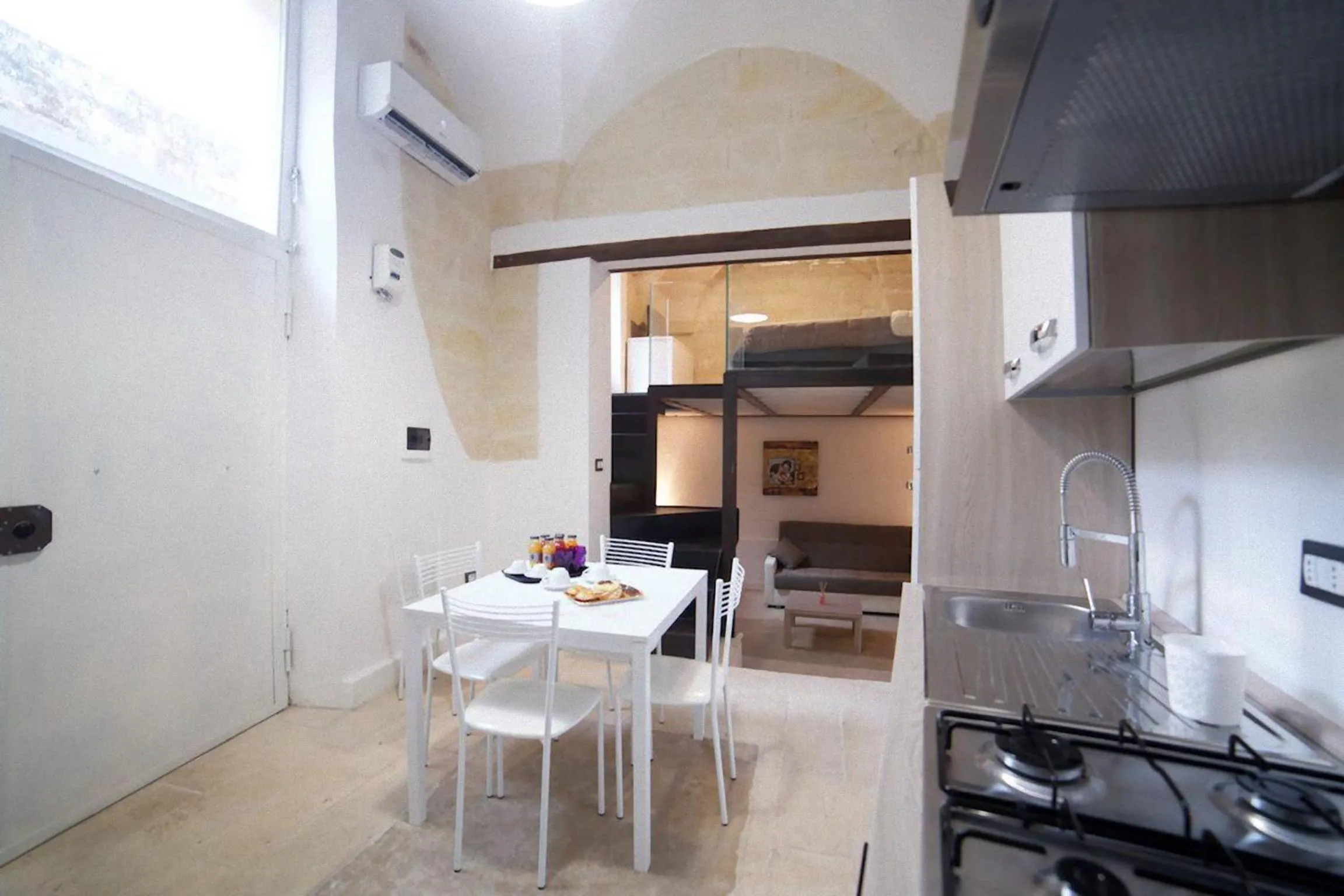 TV and multimedia in Suite del Teatro Romano
