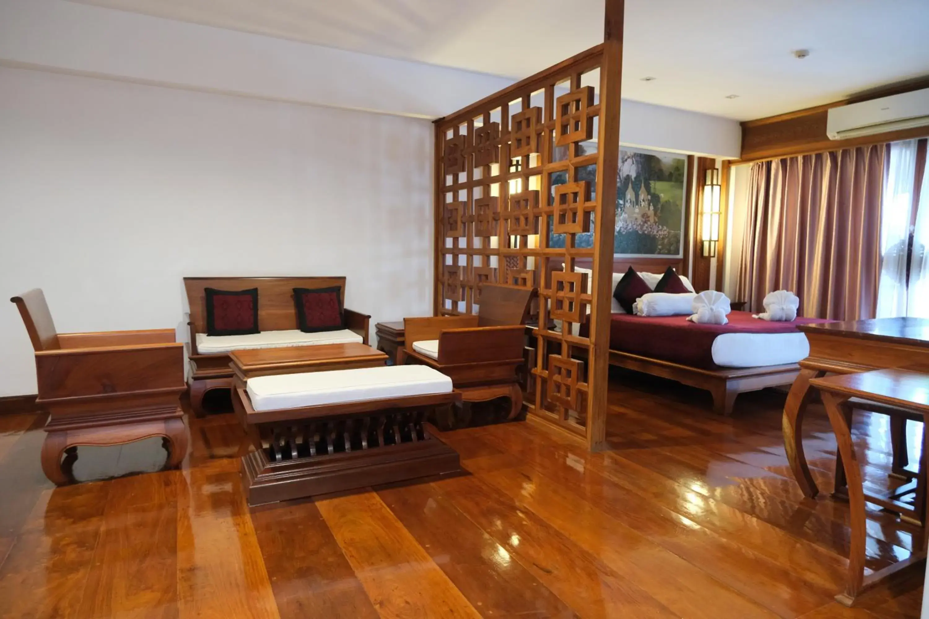 Bed in Chanthapanya Hotel Bed in Chanthapanya Hotel