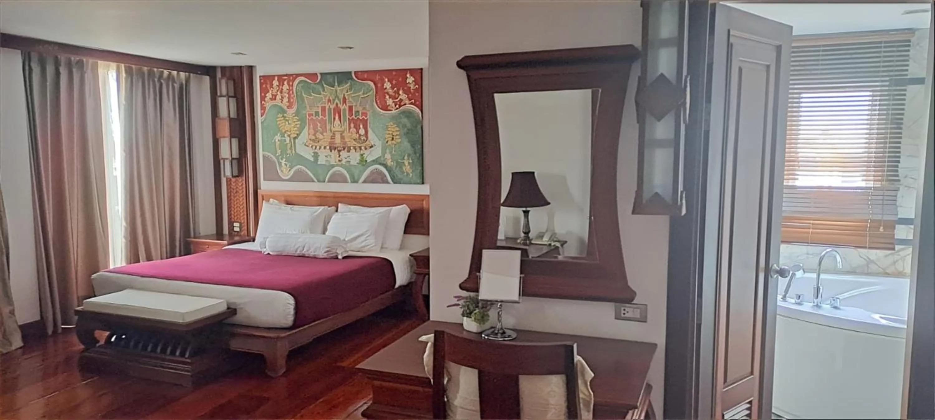 Bed in Chanthapanya Hotel