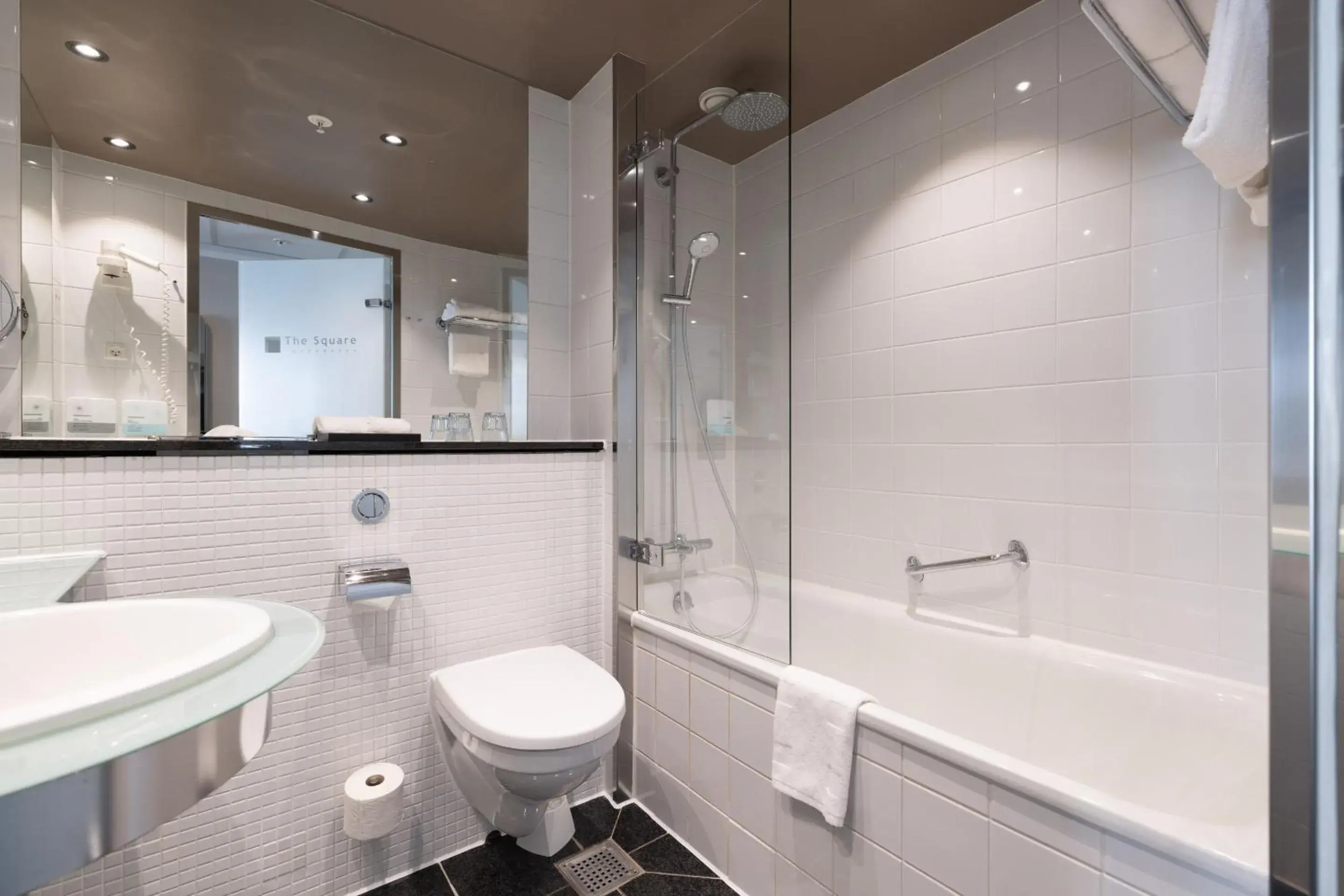 Executive Double or Twin Room with Lounge Access in The Square Executive Double or Twin Room with Lounge Access in The Square