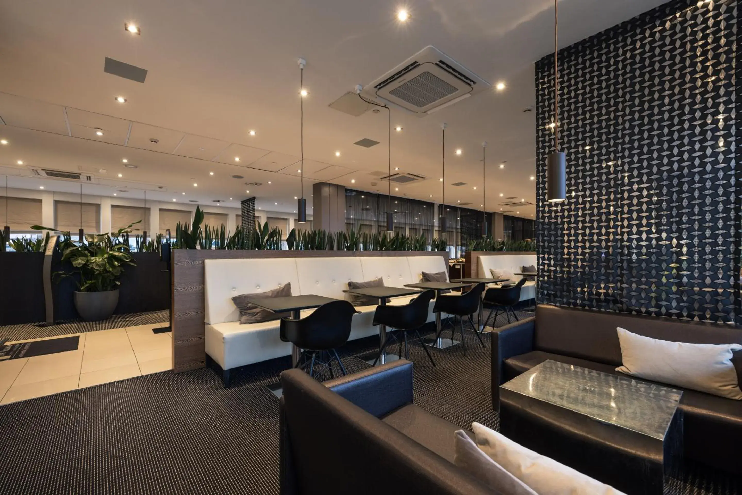 Breakfast in The Square Breakfast in The Square