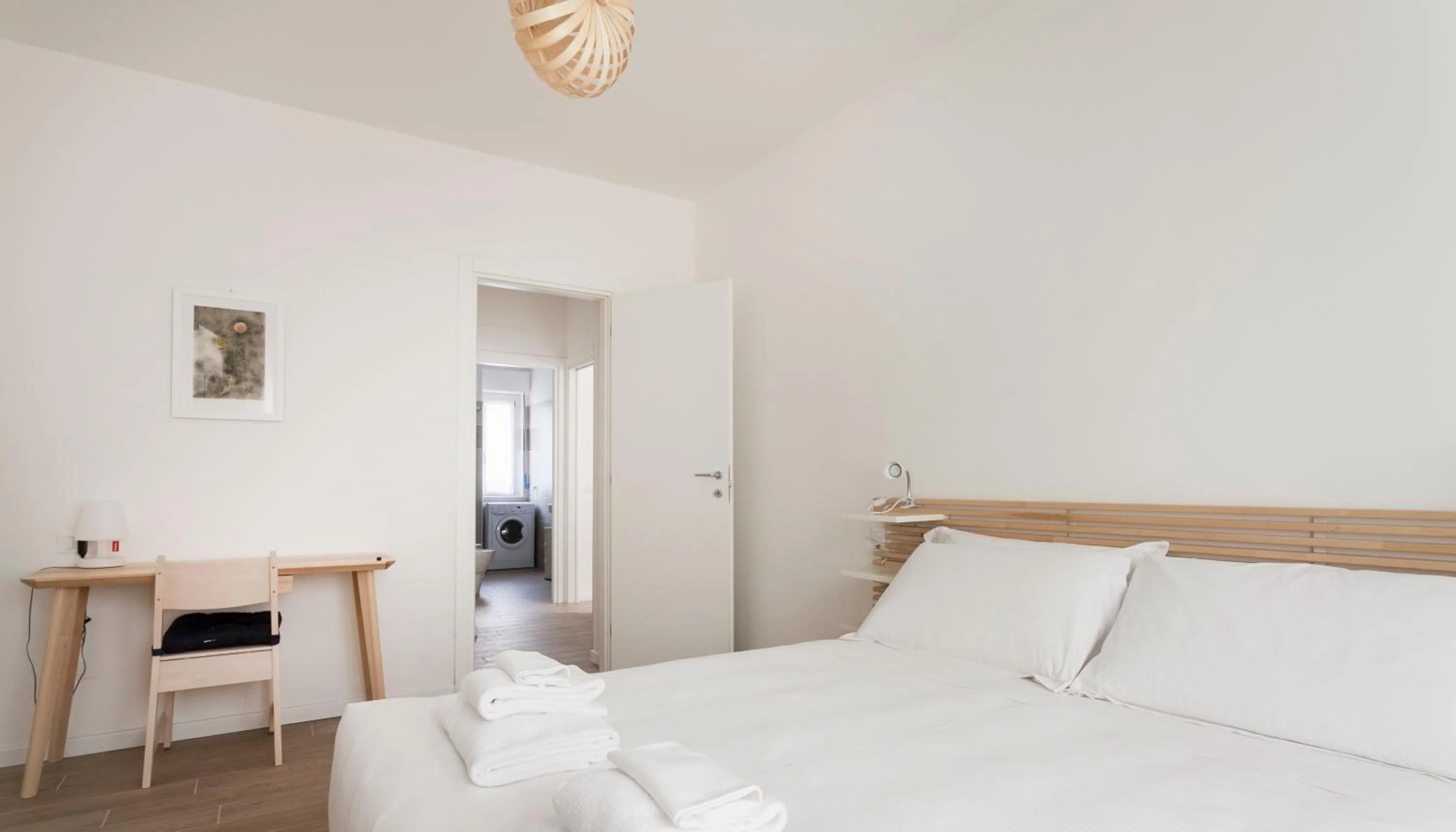 Bed in Italianway-Veniero 8