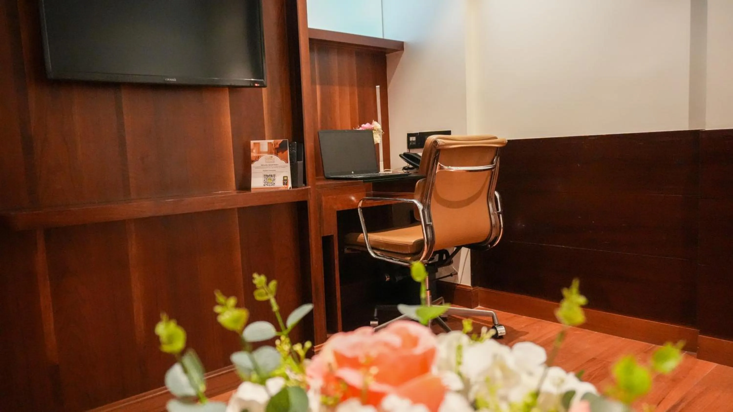 Living room in Club Emerald