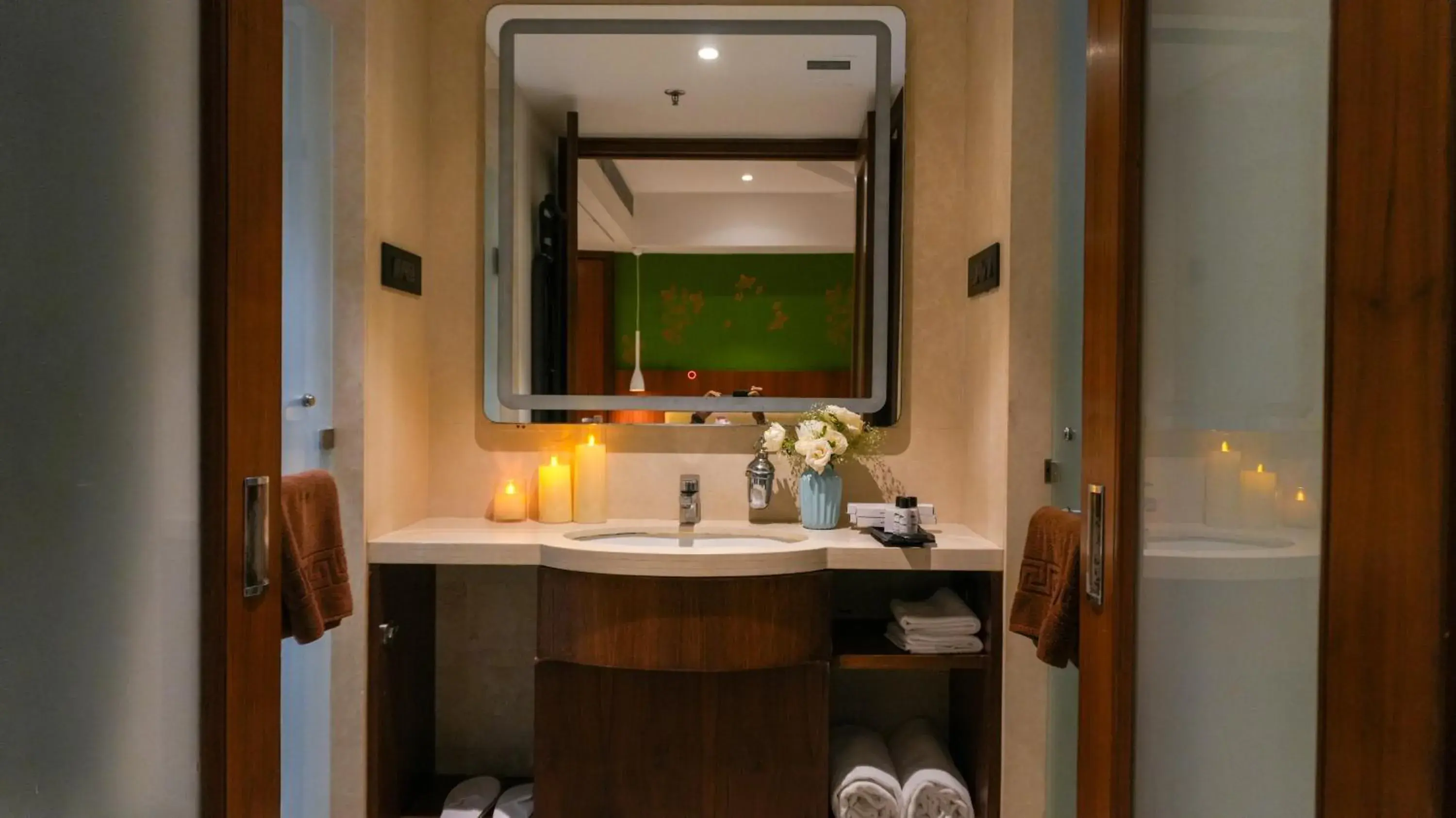 Bathroom in Club Emerald Bathroom in Club Emerald