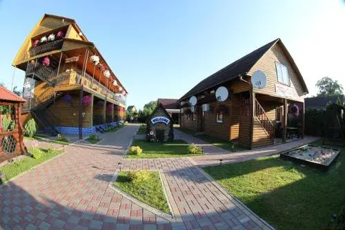 Hotel-complex Mizh Triokh Ozer Hotel-complex Mizh Triokh Ozer