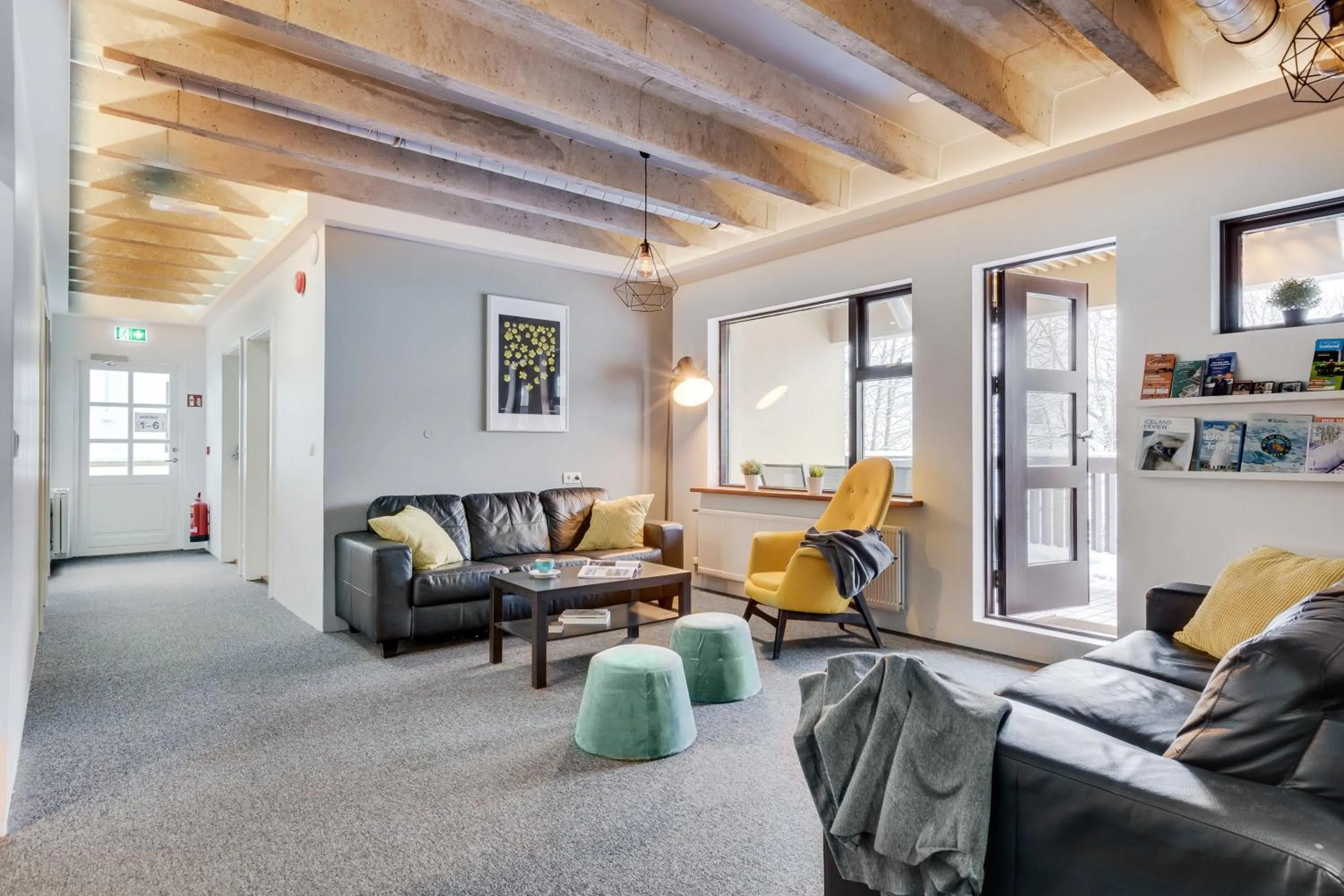 Communal lounge/ TV room in Lækur Guesthouse